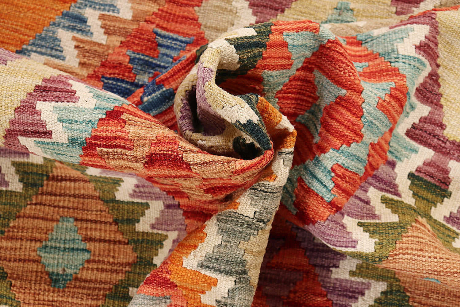 VEGGIE DYE KILIMS