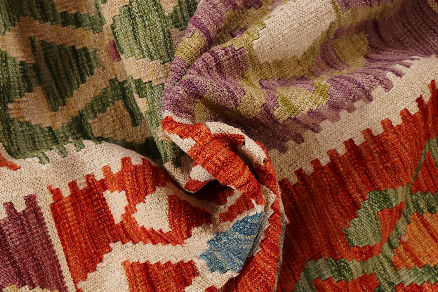 VEGGIE DYE KILIMS