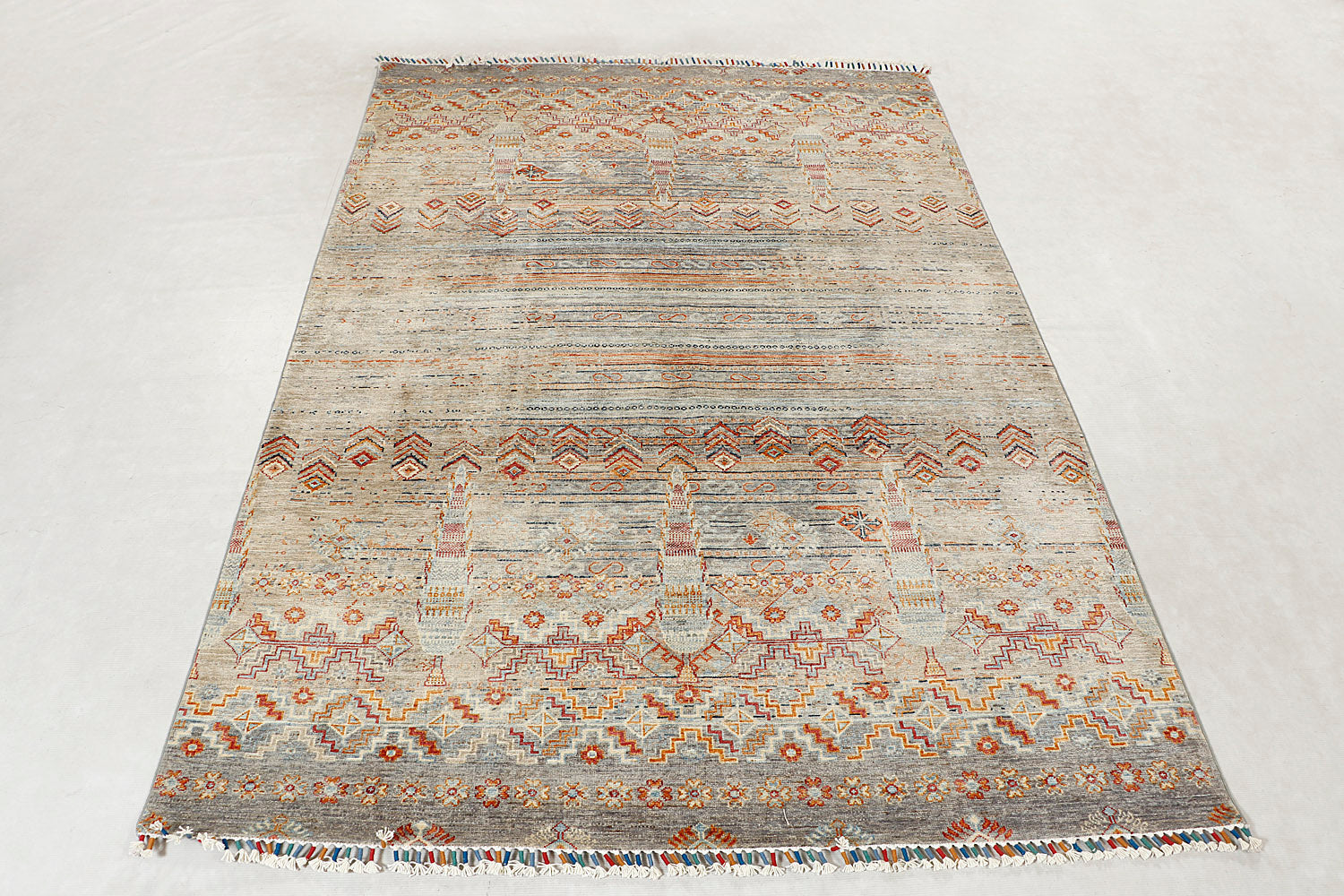 Khurjeen Persian Hand Knotted Wool Rug Multicolor 5'6" x 8'