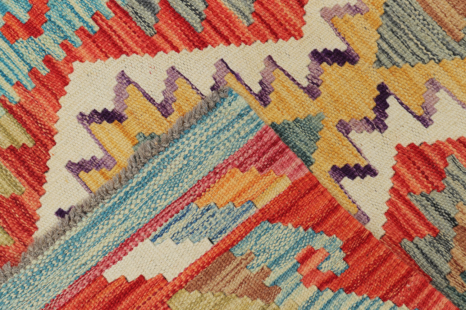 VEGGIE DYE KILIMS