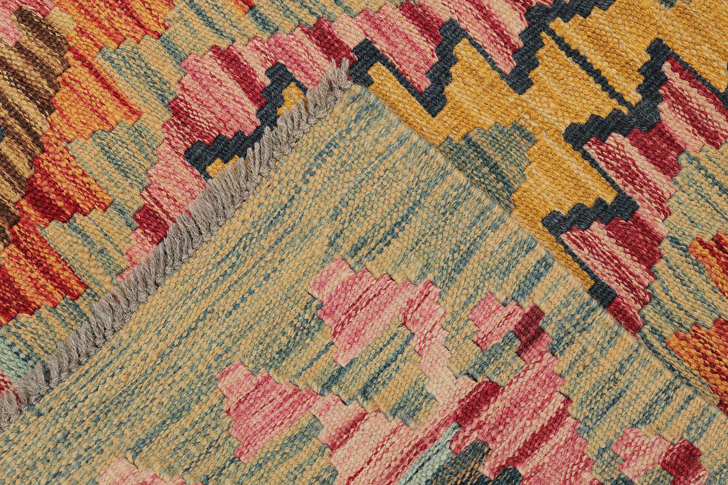 VEGGIE DYE KILIMS