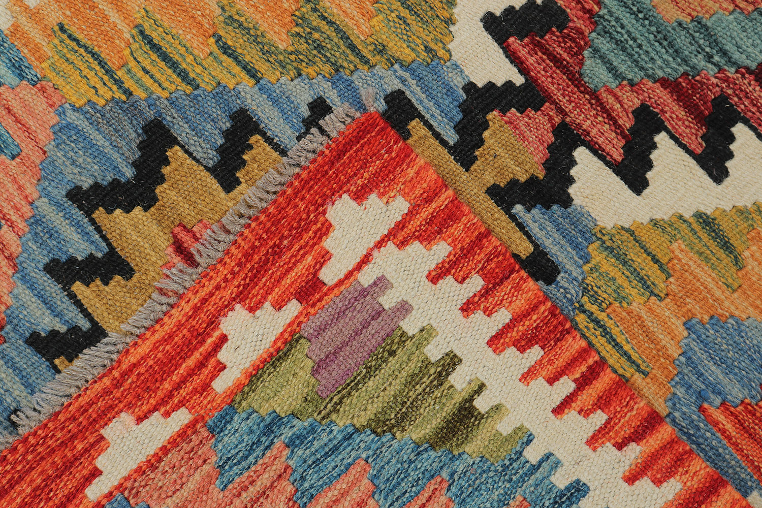 VEGGIE DYE KILIMS
