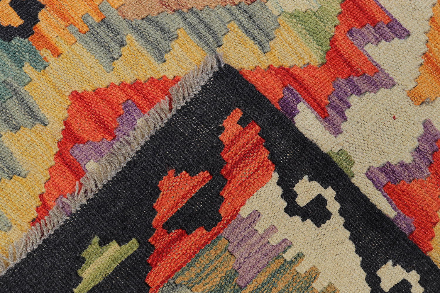 VEGGIE DYE KILIMS