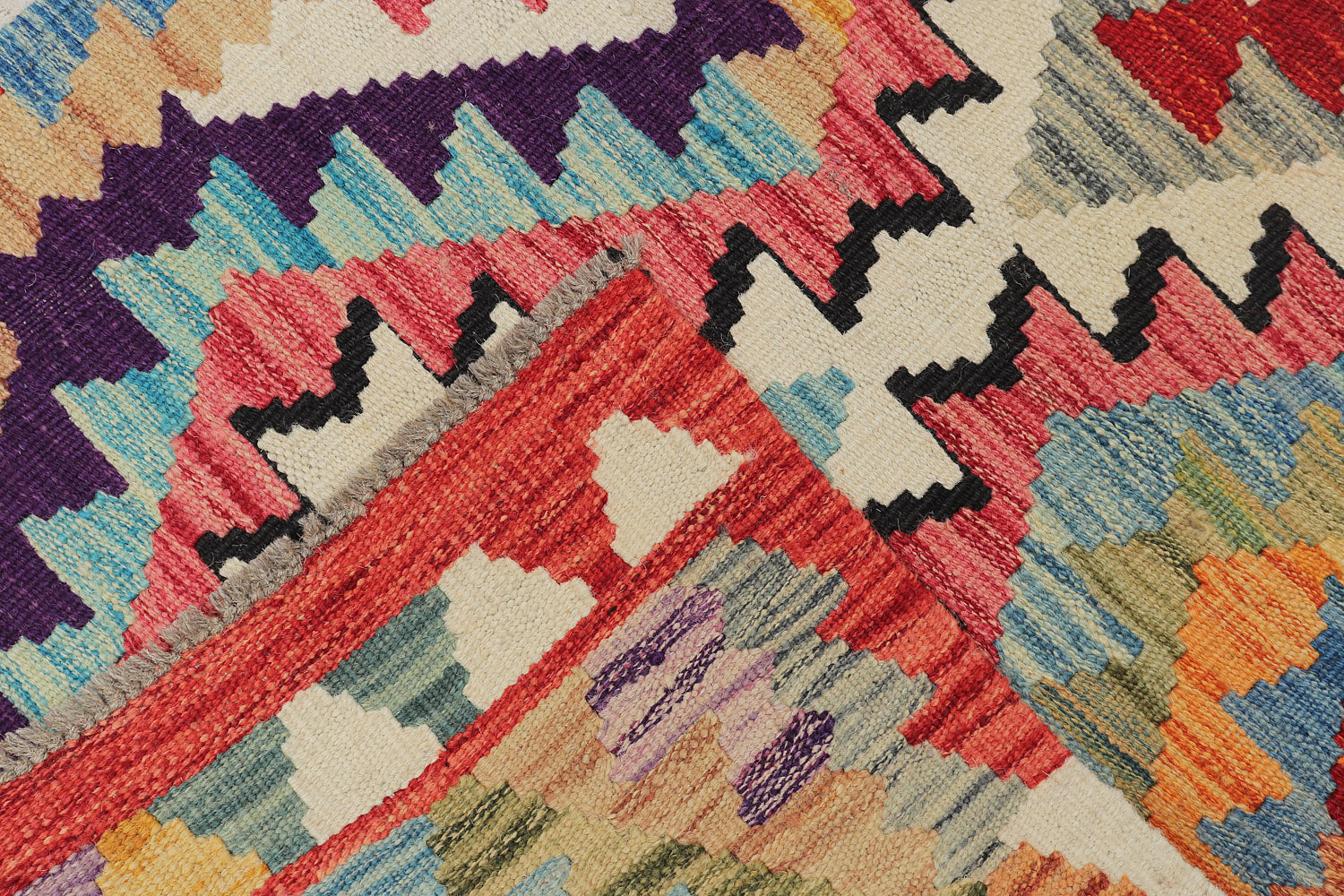 VEGGIE DYE KILIMS