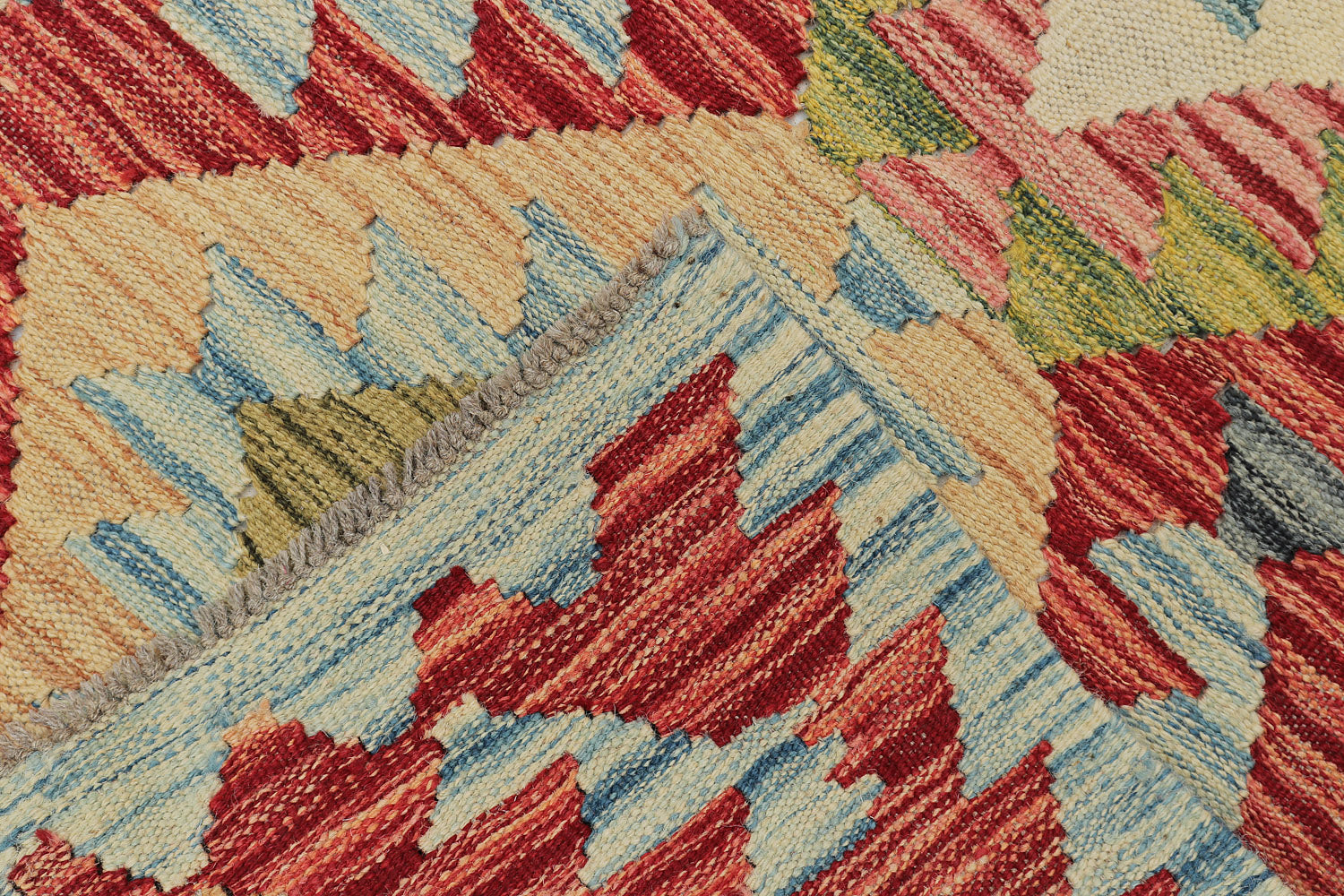 VEGGIE DYE KILIMS