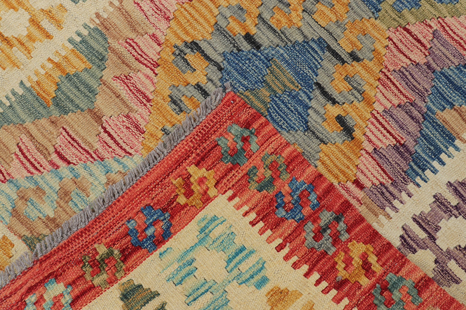 VEGGIE DYE KILIMS