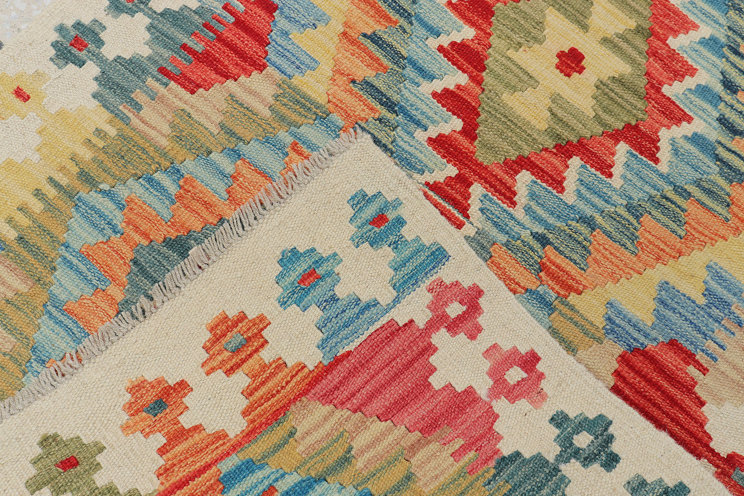 VEGGIE DYE KILIMS