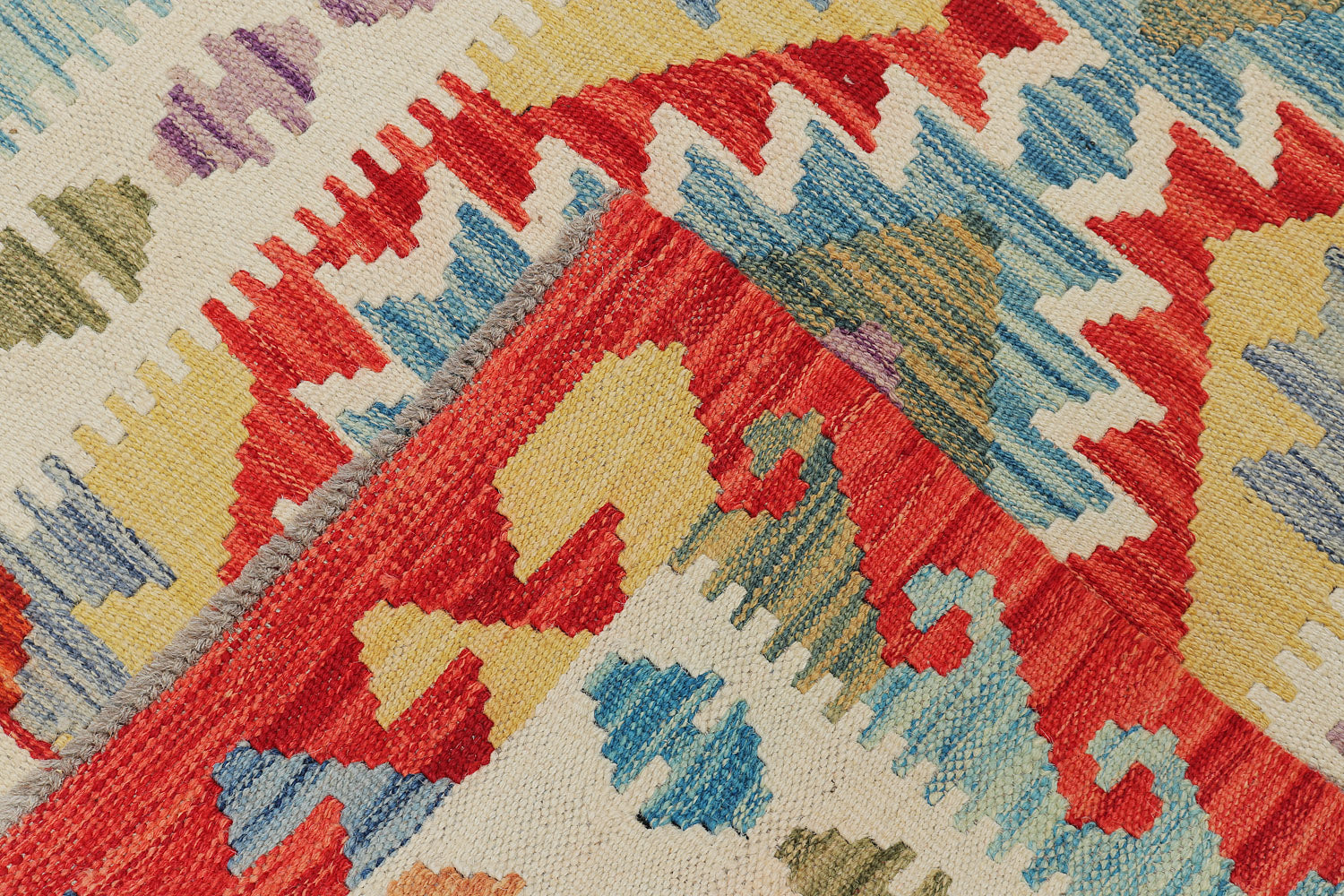 VEGGIE DYE KILIMS