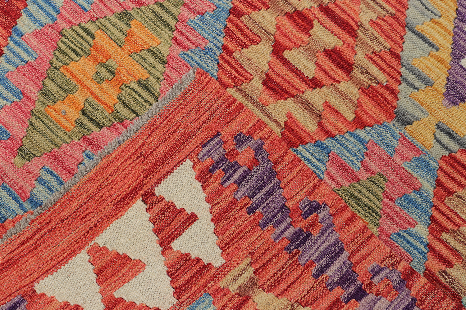 VEGGIE DYE KILIMS