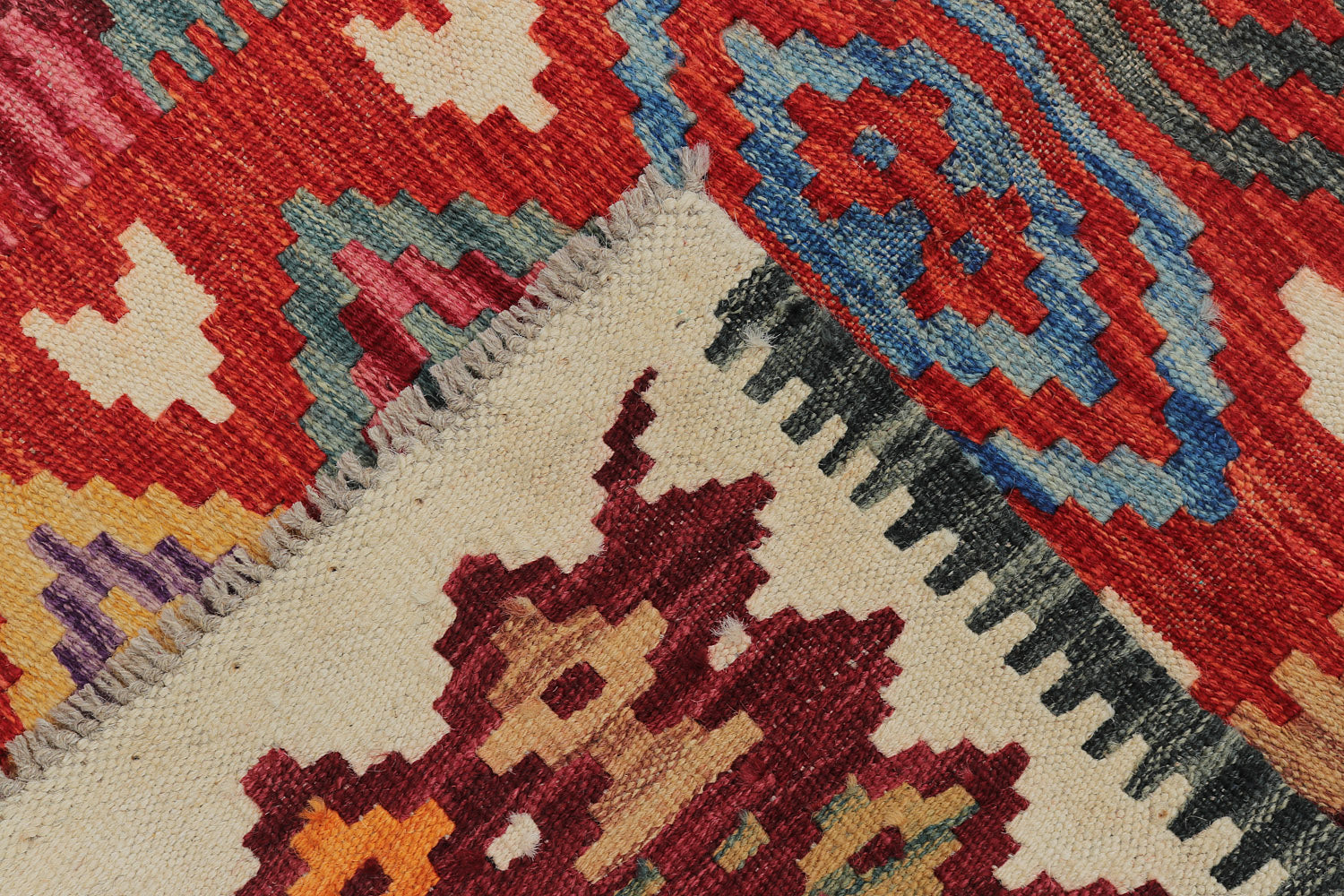 VEGGIE DYE KILIMS
