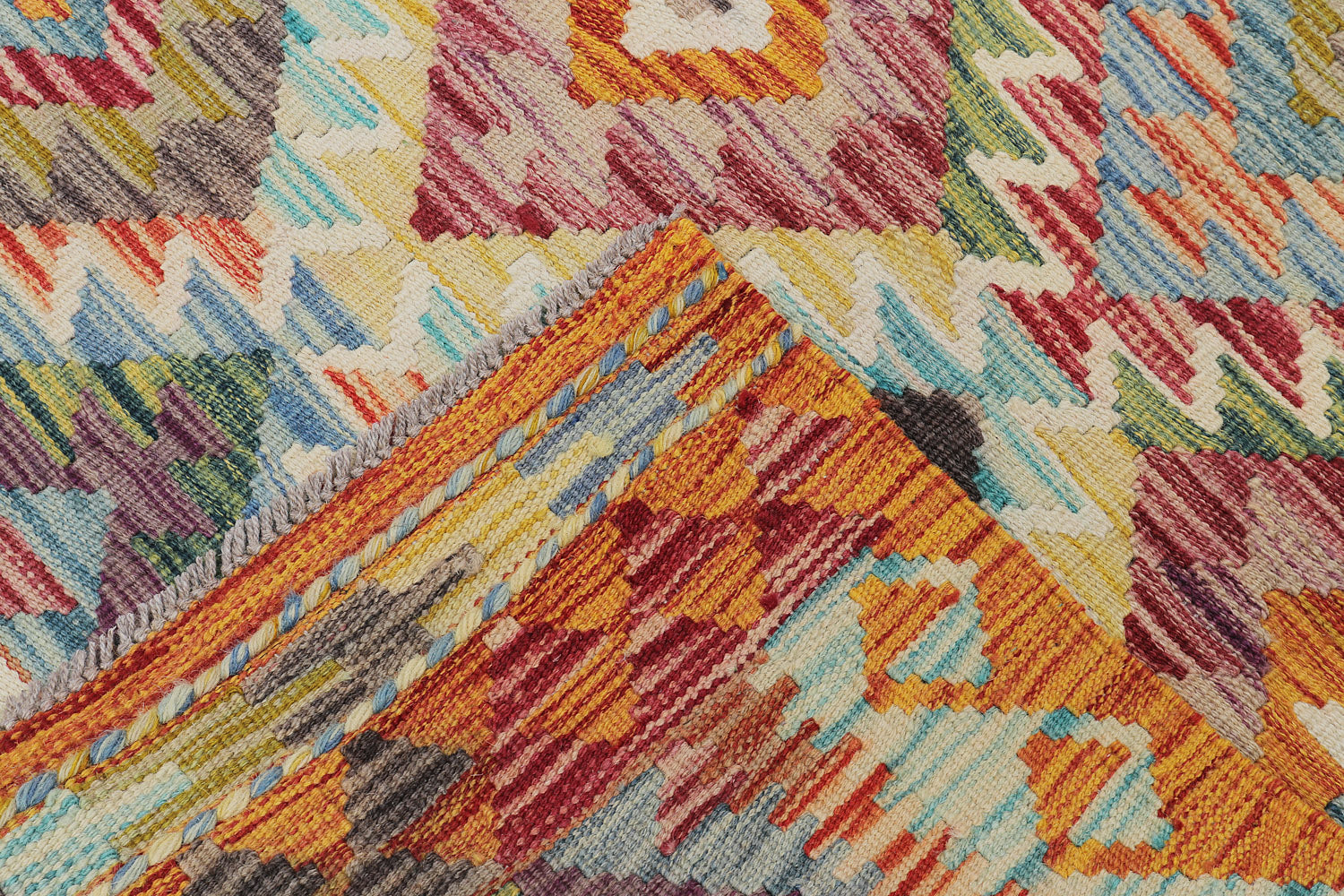 VEGGIE DYE KILIMS