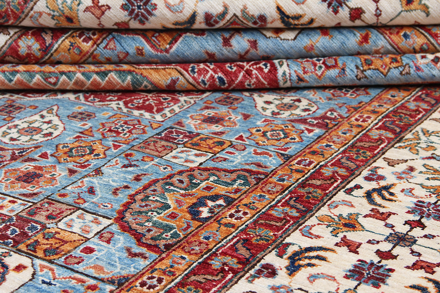 Handmade Persian Rug MAMLUK