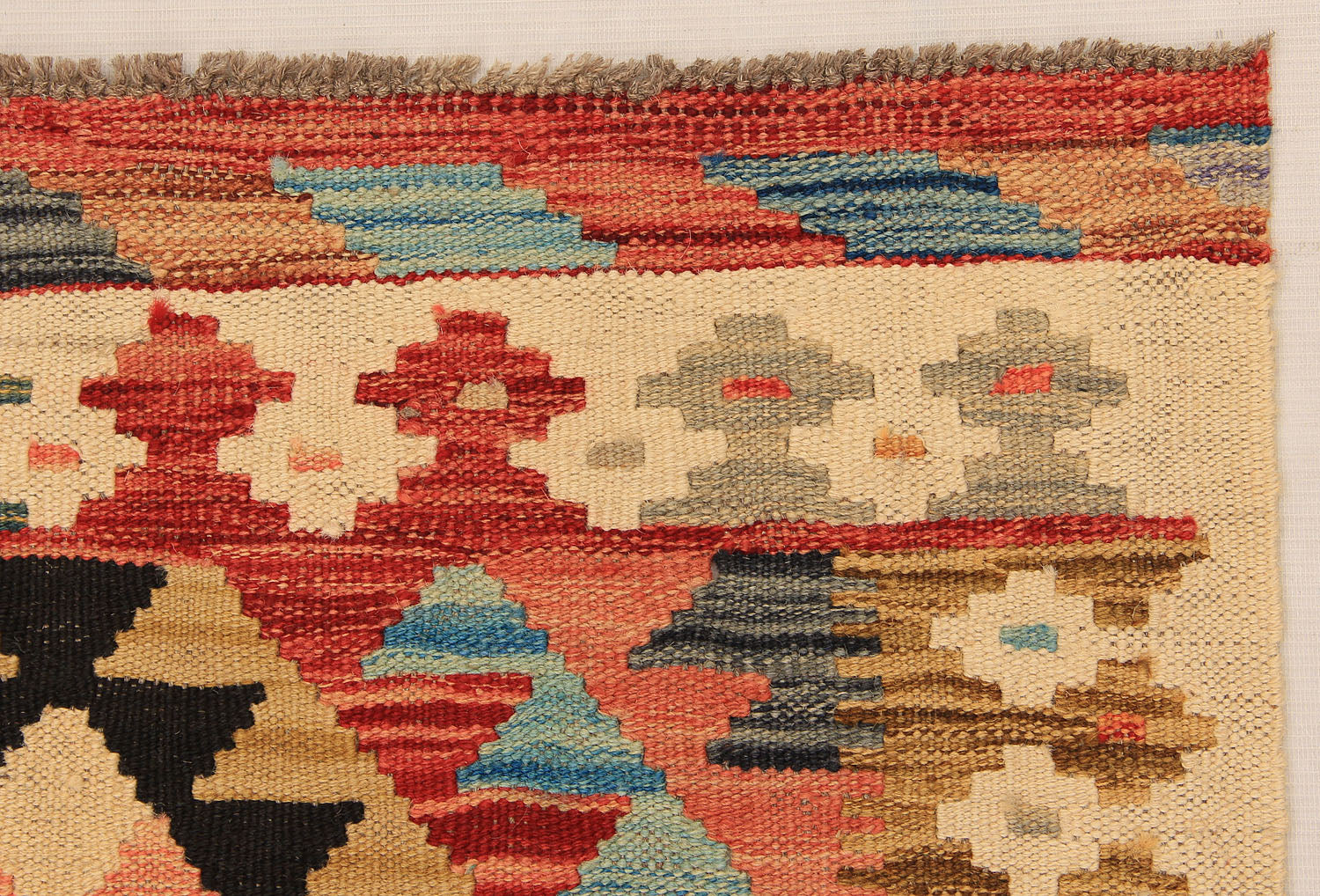 2' 6" x 4' Multy Handmade Veggie Dye Kilim Rug Rectangular