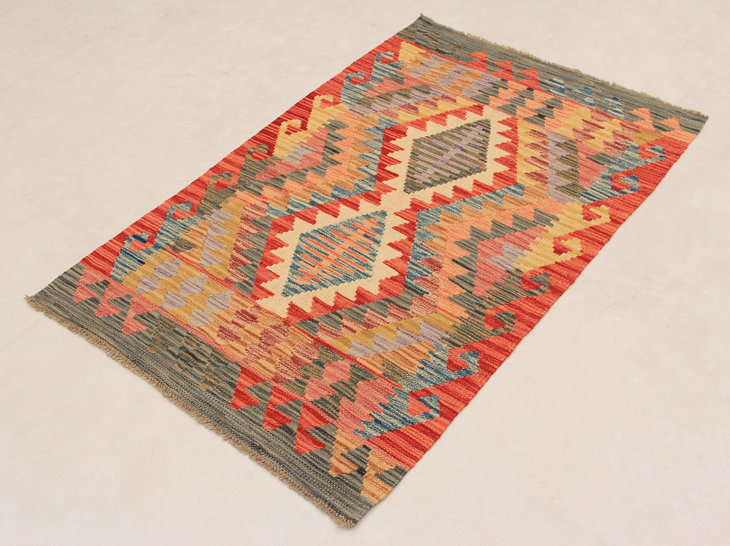 VEGGIE DYE KILIMS