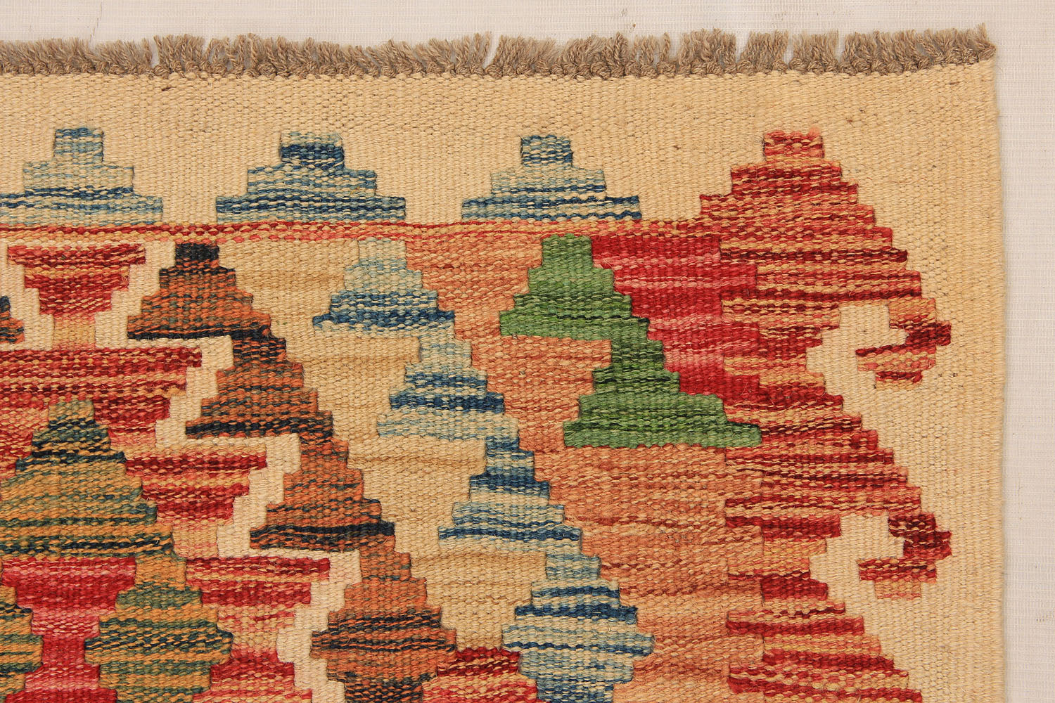 VEGGIE DYE KILIMS