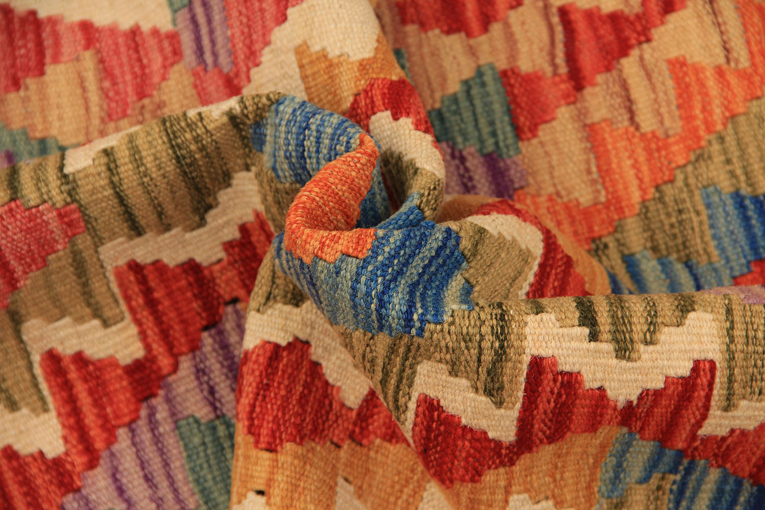 VEGGIE DYE KILIMS