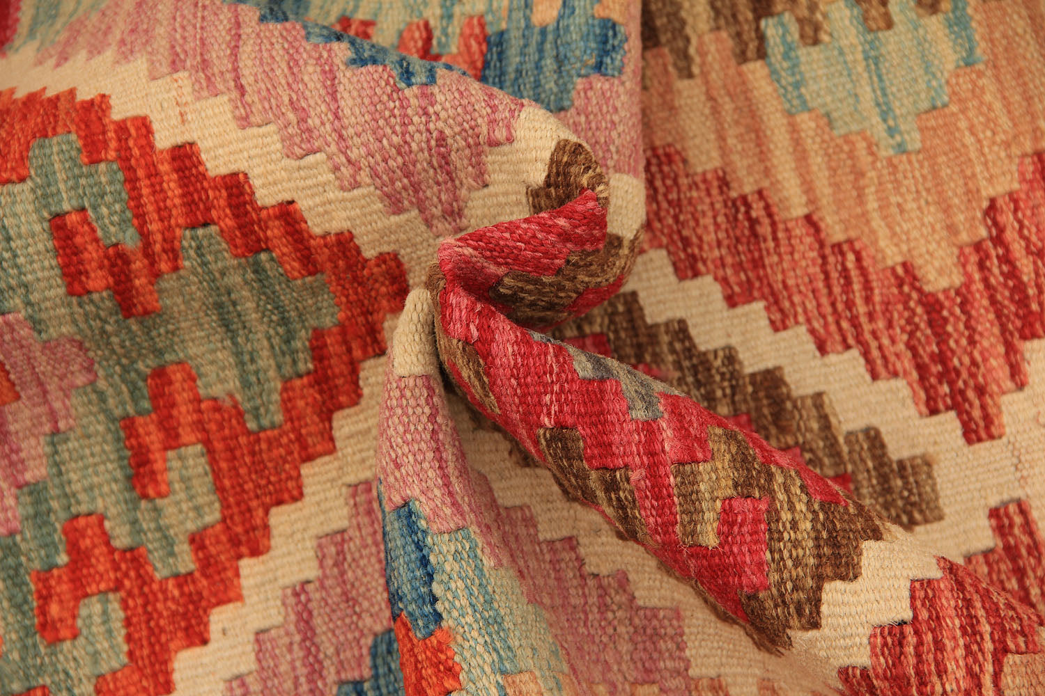 VEGGIE DYE KILIMS