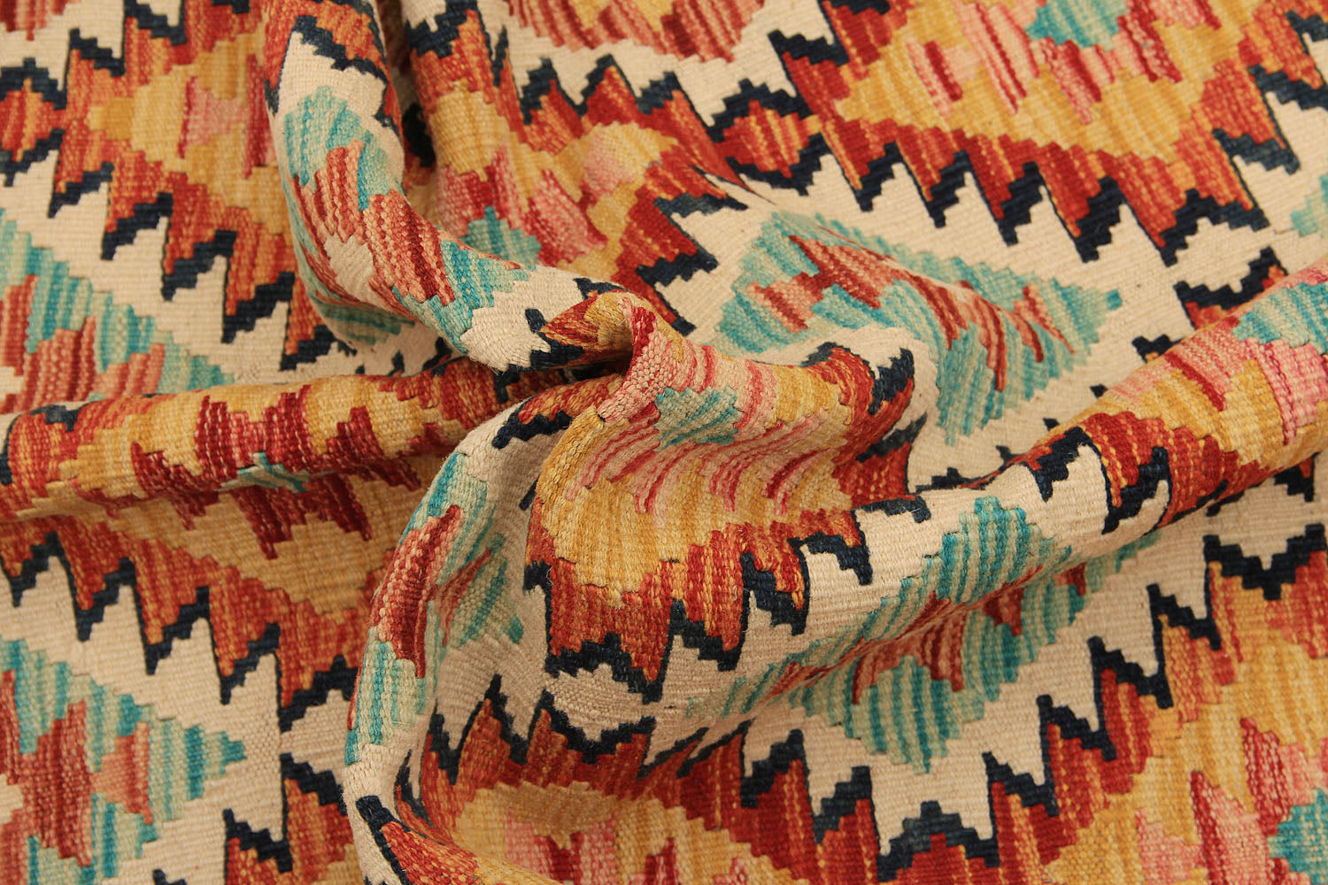 VEGGIE DYE KILIMS