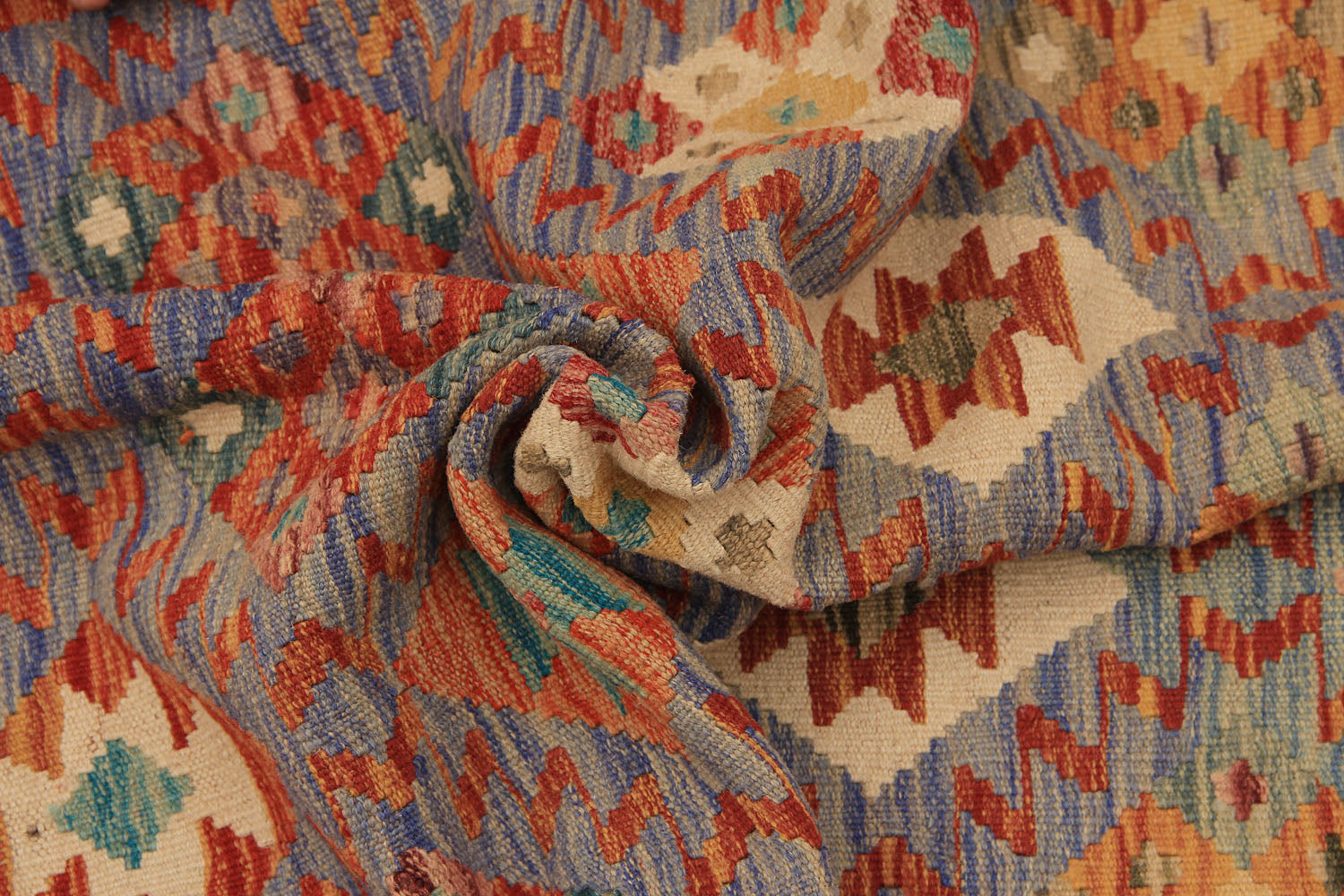 VEGGIE DYE KILIMS