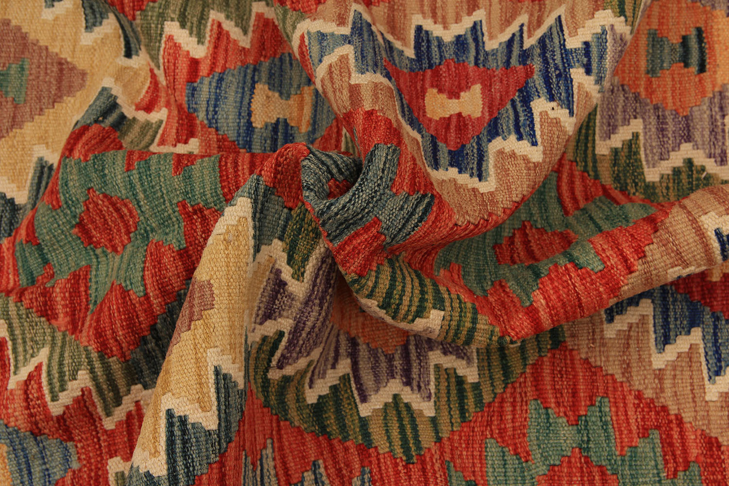 VEGGIE DYE KILIMS