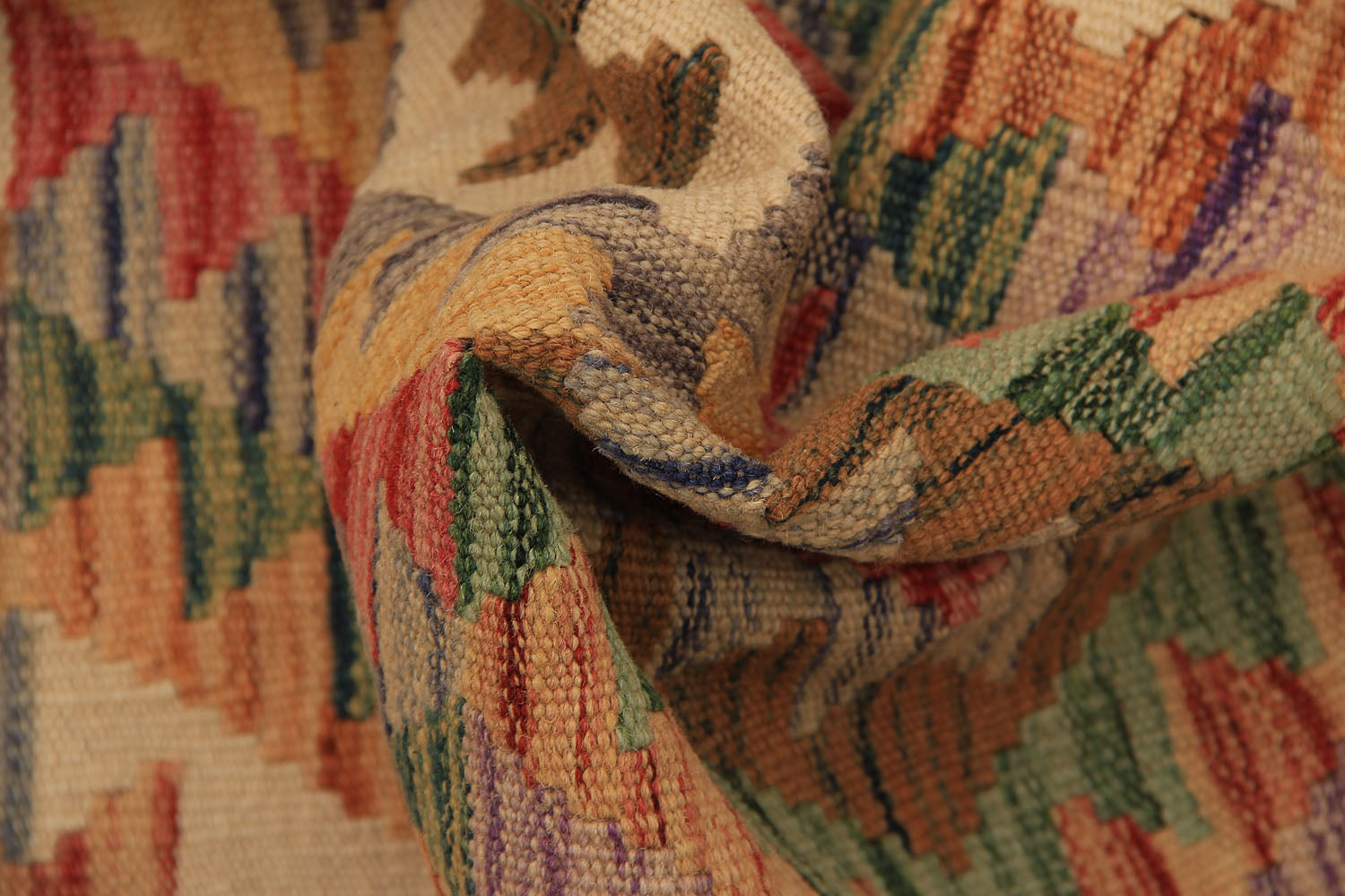 VEGGIE DYE KILIMS