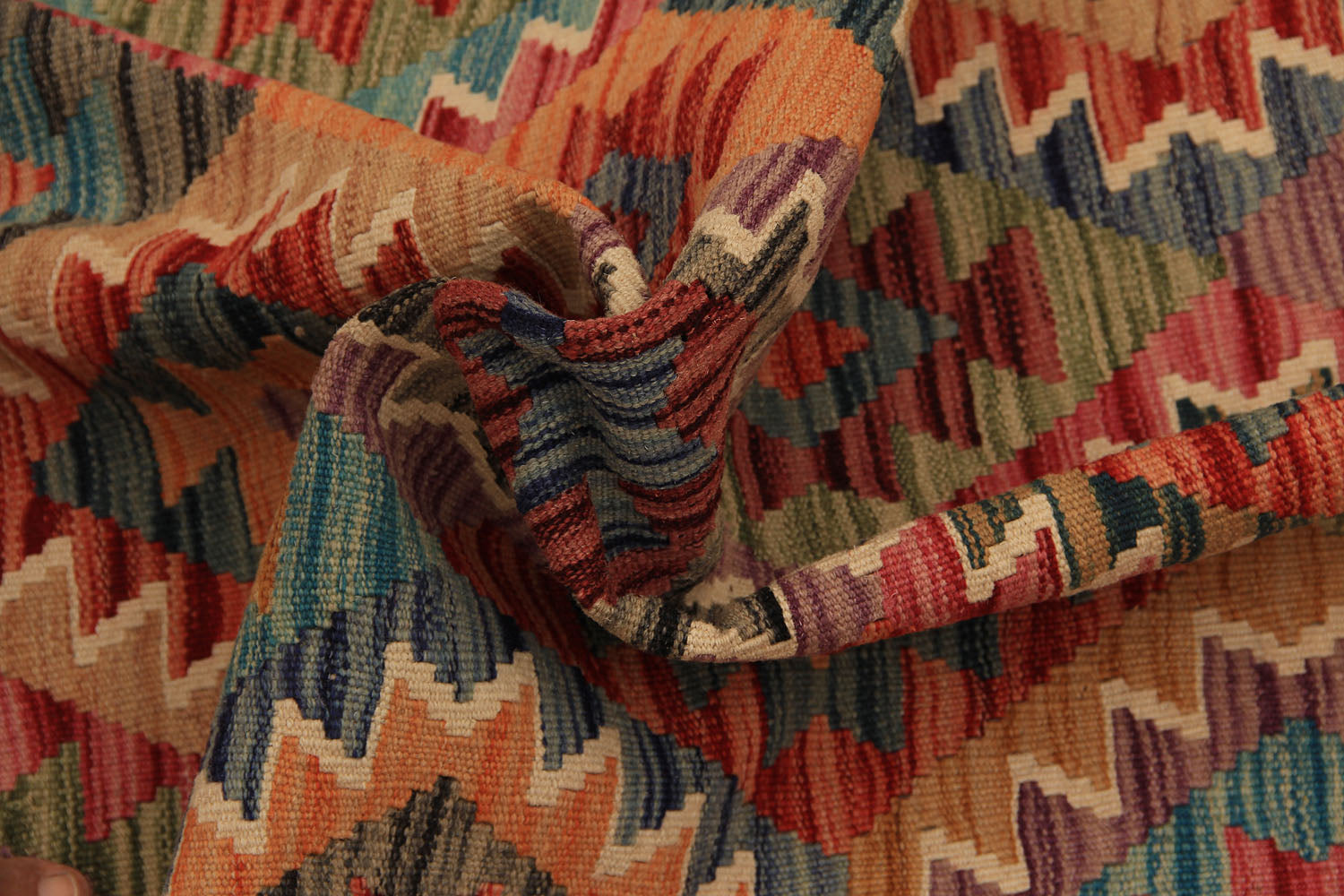 VEGGIE DYE KILIMS