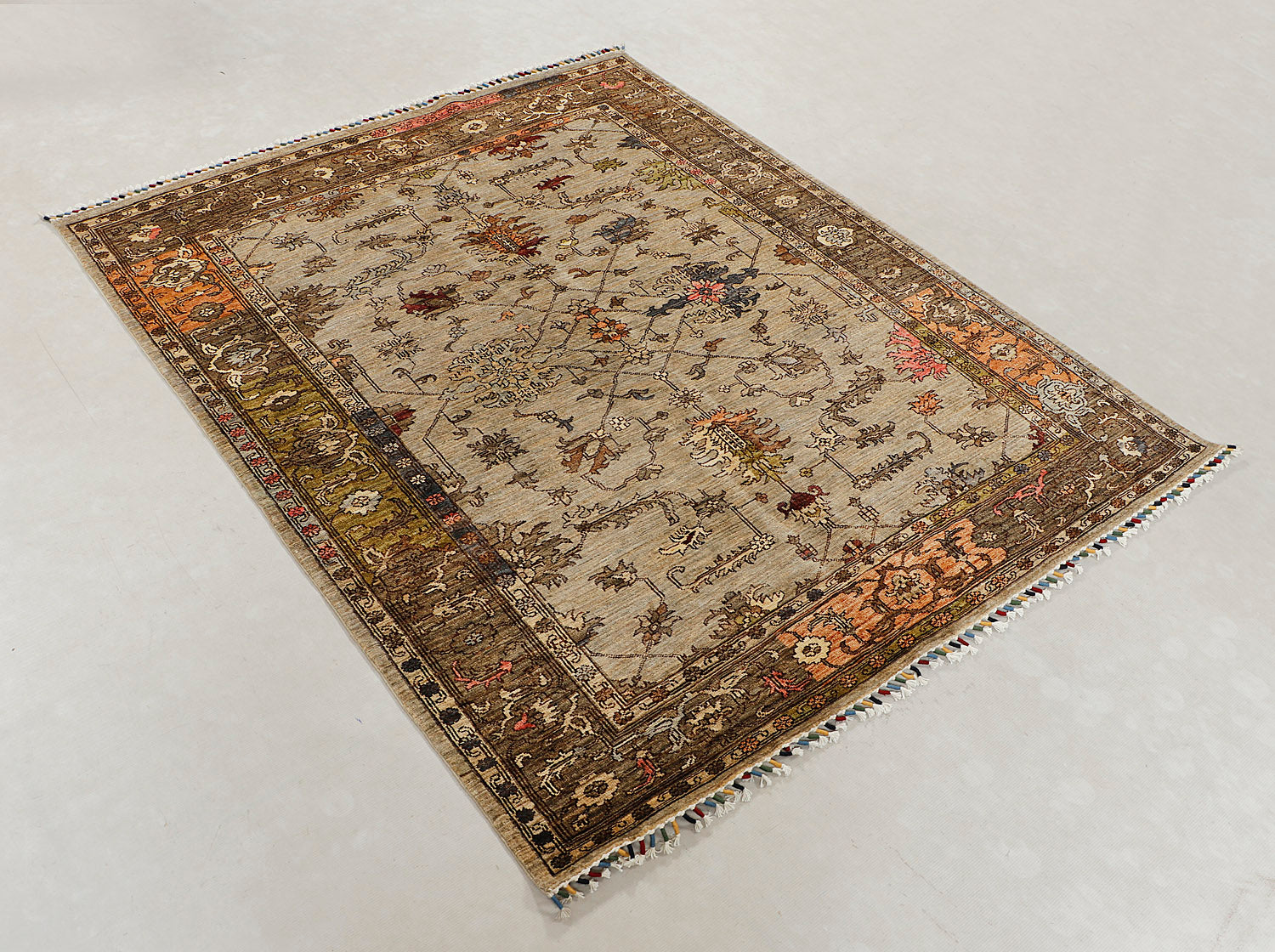 Sultani Persian Hand Knotted Wool Rug Daar Cheeni