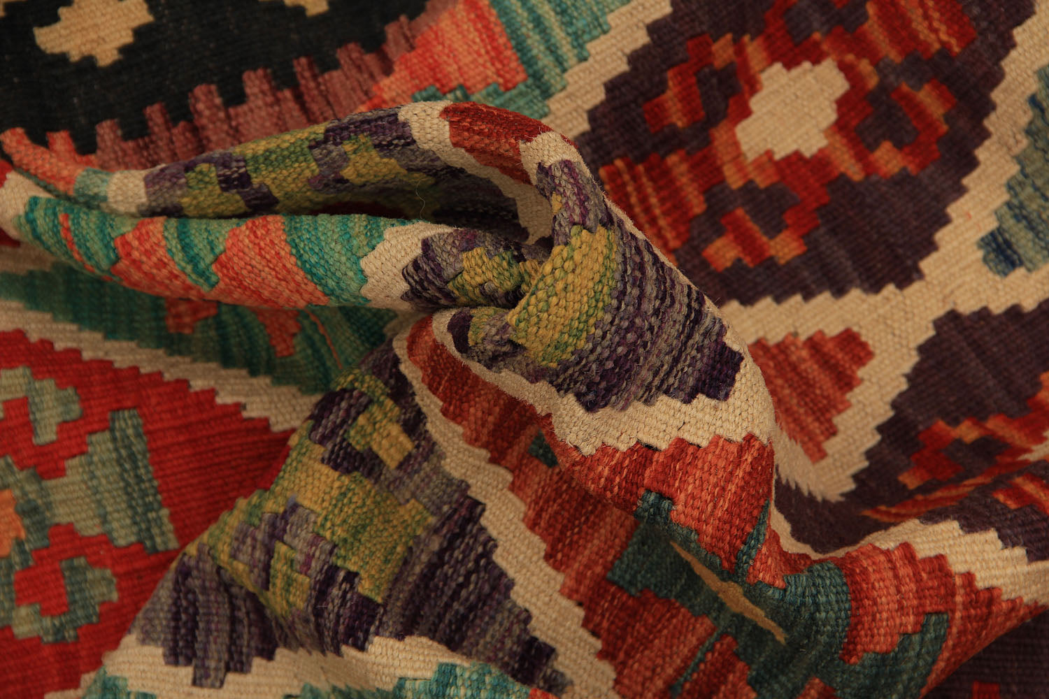 VEGGIE DYE KILIMS