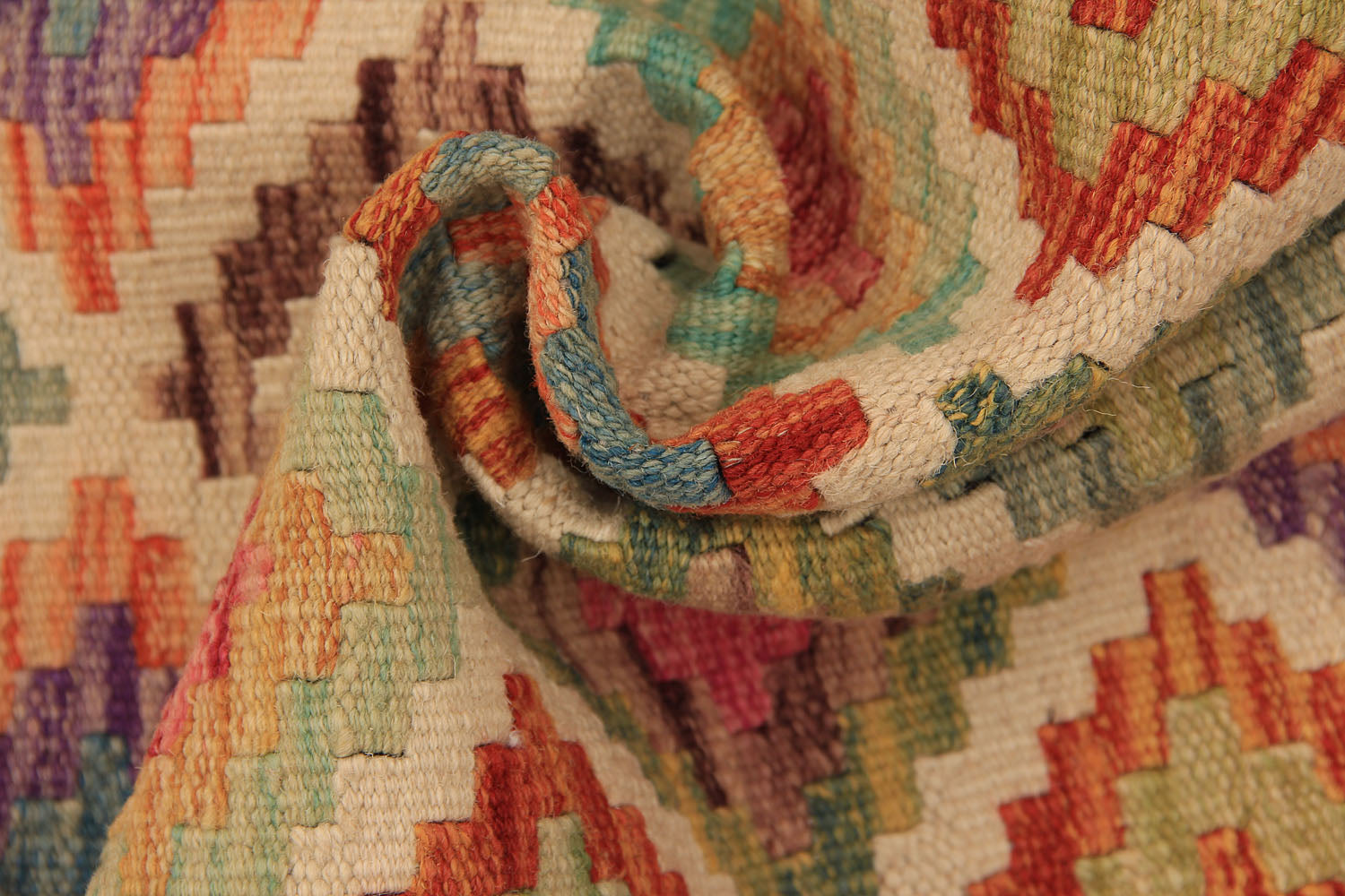 VEGGIE DYE KILIMS