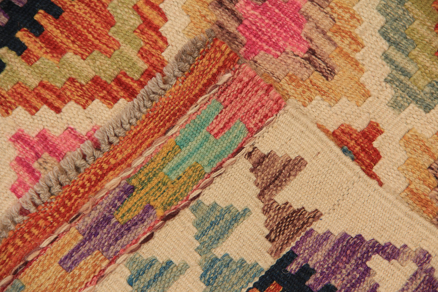 VEGGIE DYE KILIMS