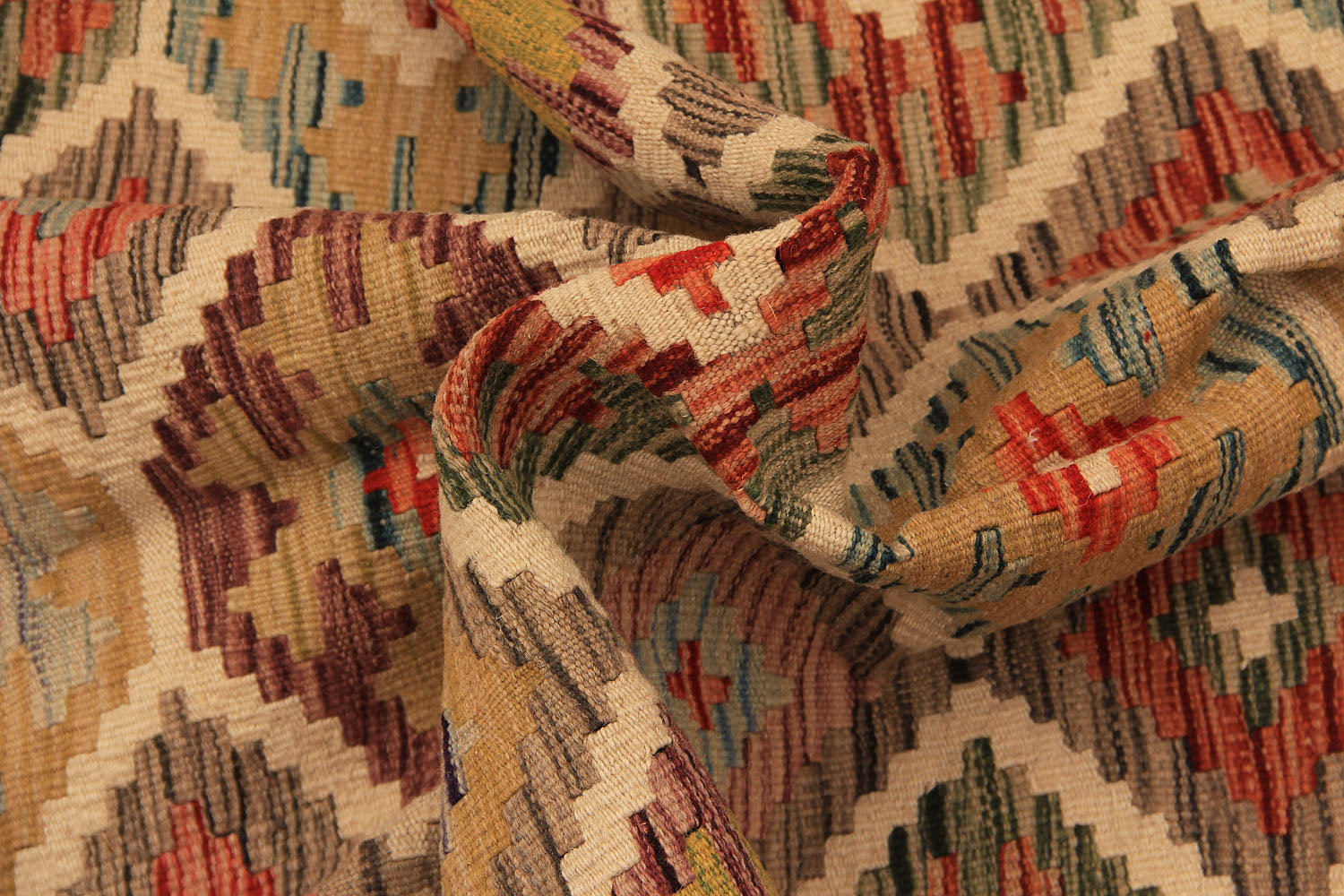 VEGGIE DYE KILIMS