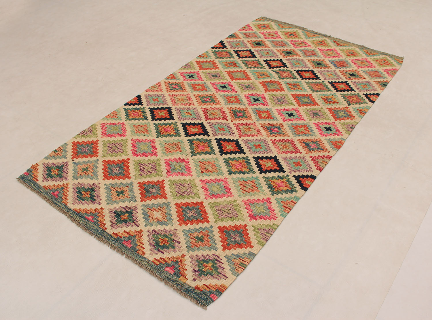 VEGGIE DYE KILIMS