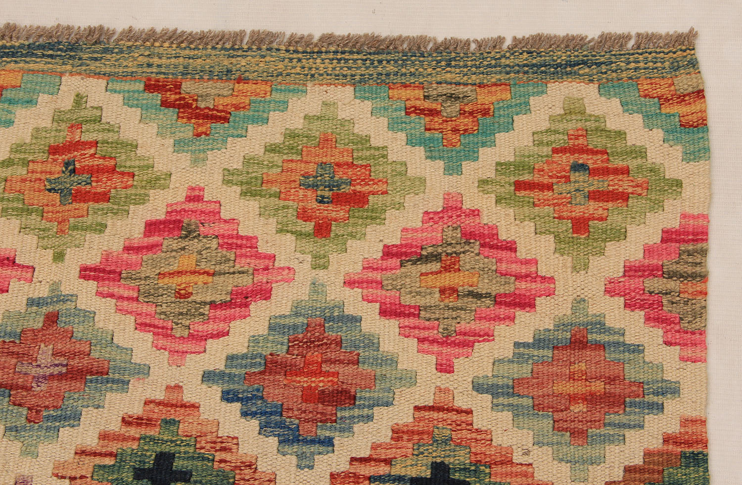VEGGIE DYE KILIMS