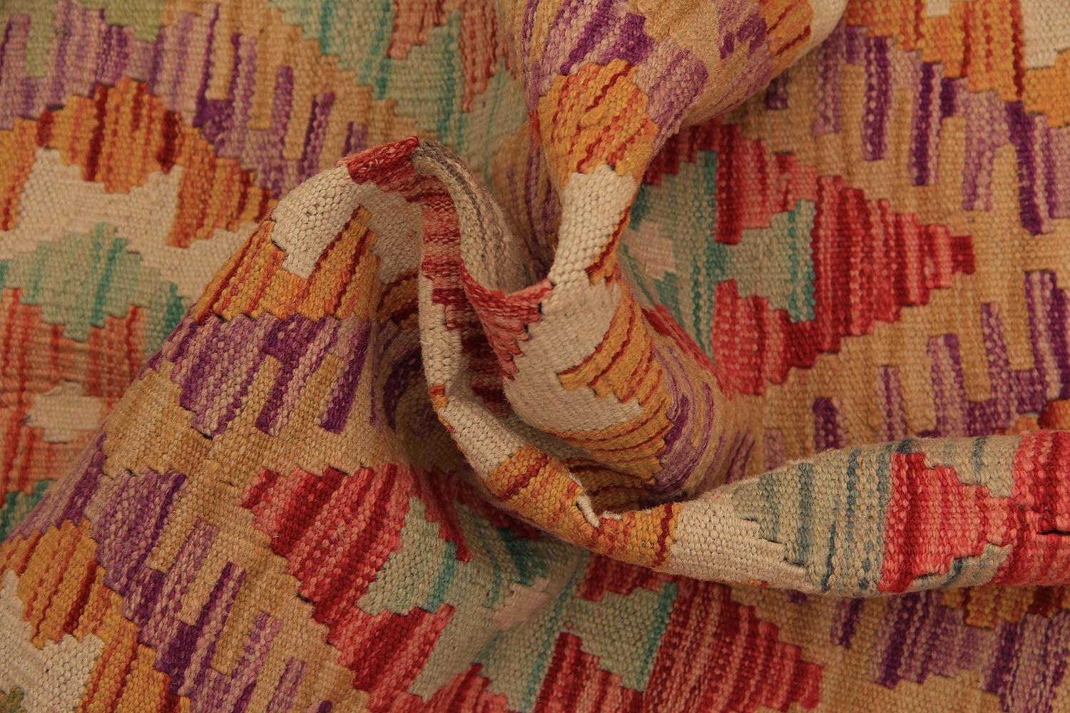 VEGGIE DYE KILIMS