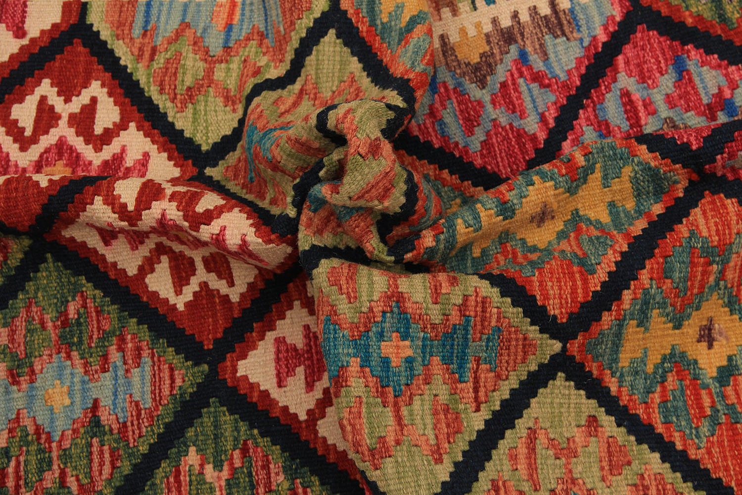 4' x 6' Multy Handmade Veggie Dye Kilim Rug Rectangular