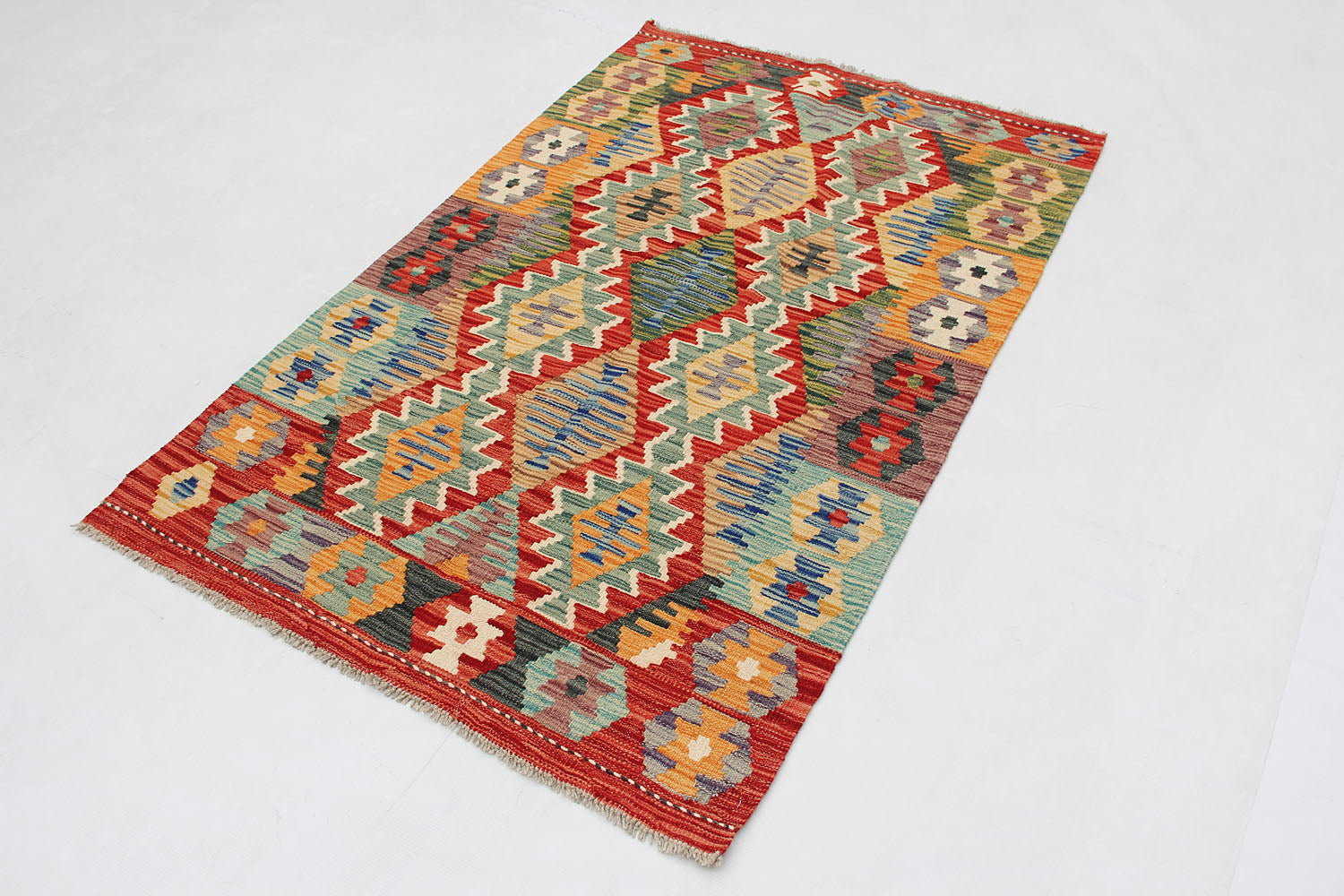 VEGGIE DYE KILIMS