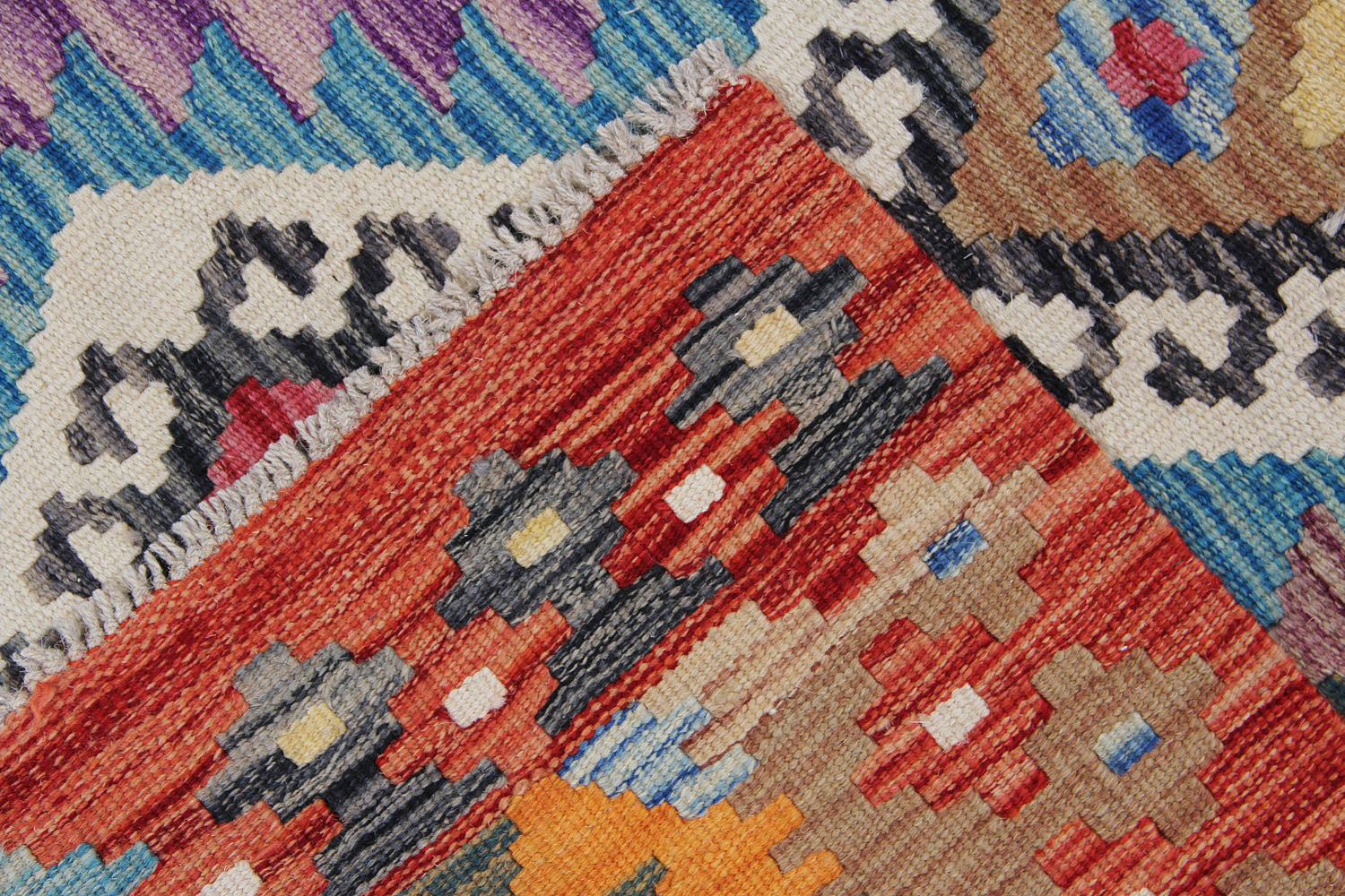 VEGGIE DYE KILIMS
