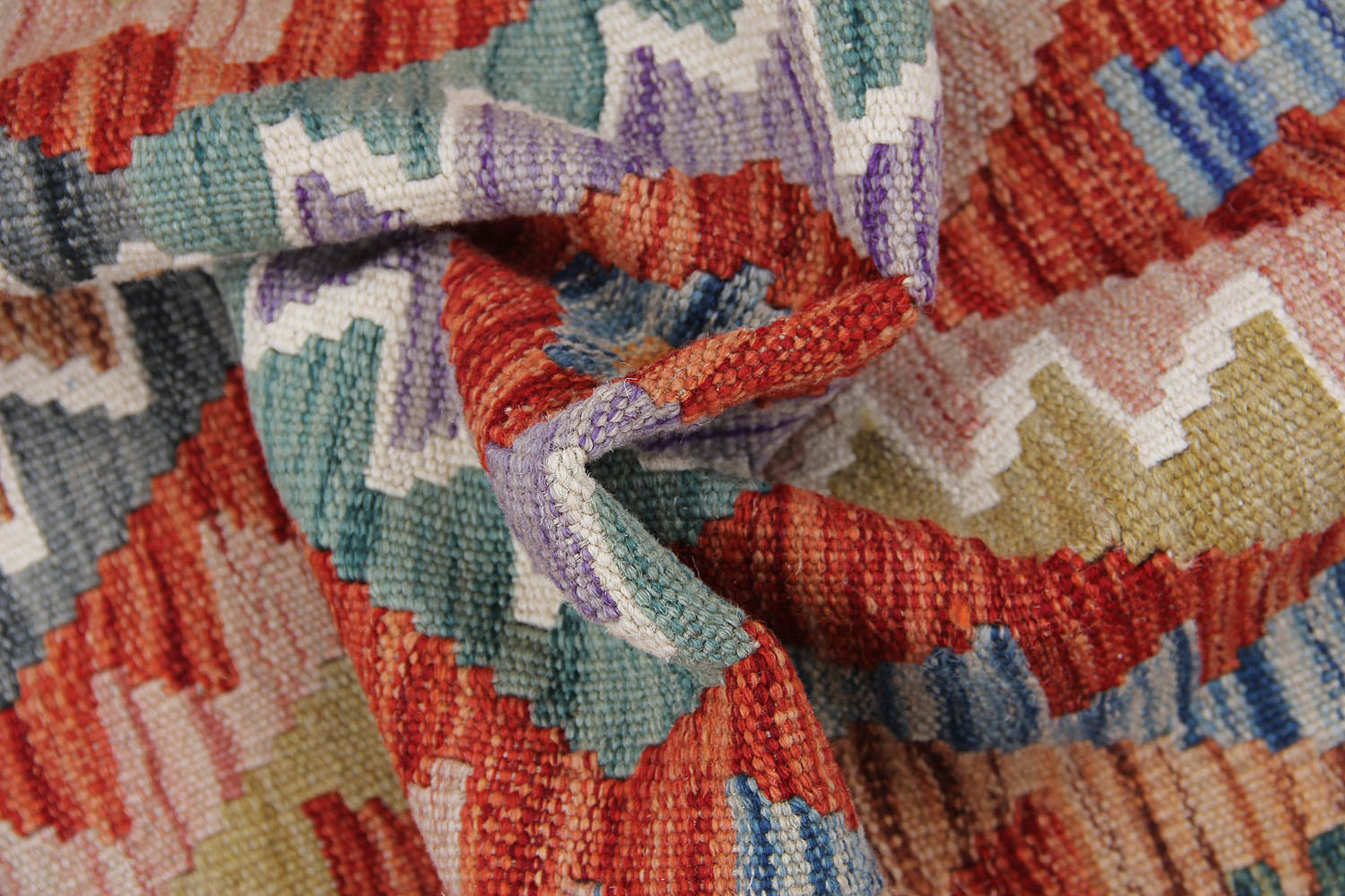 VEGGIE DYE KILIMS