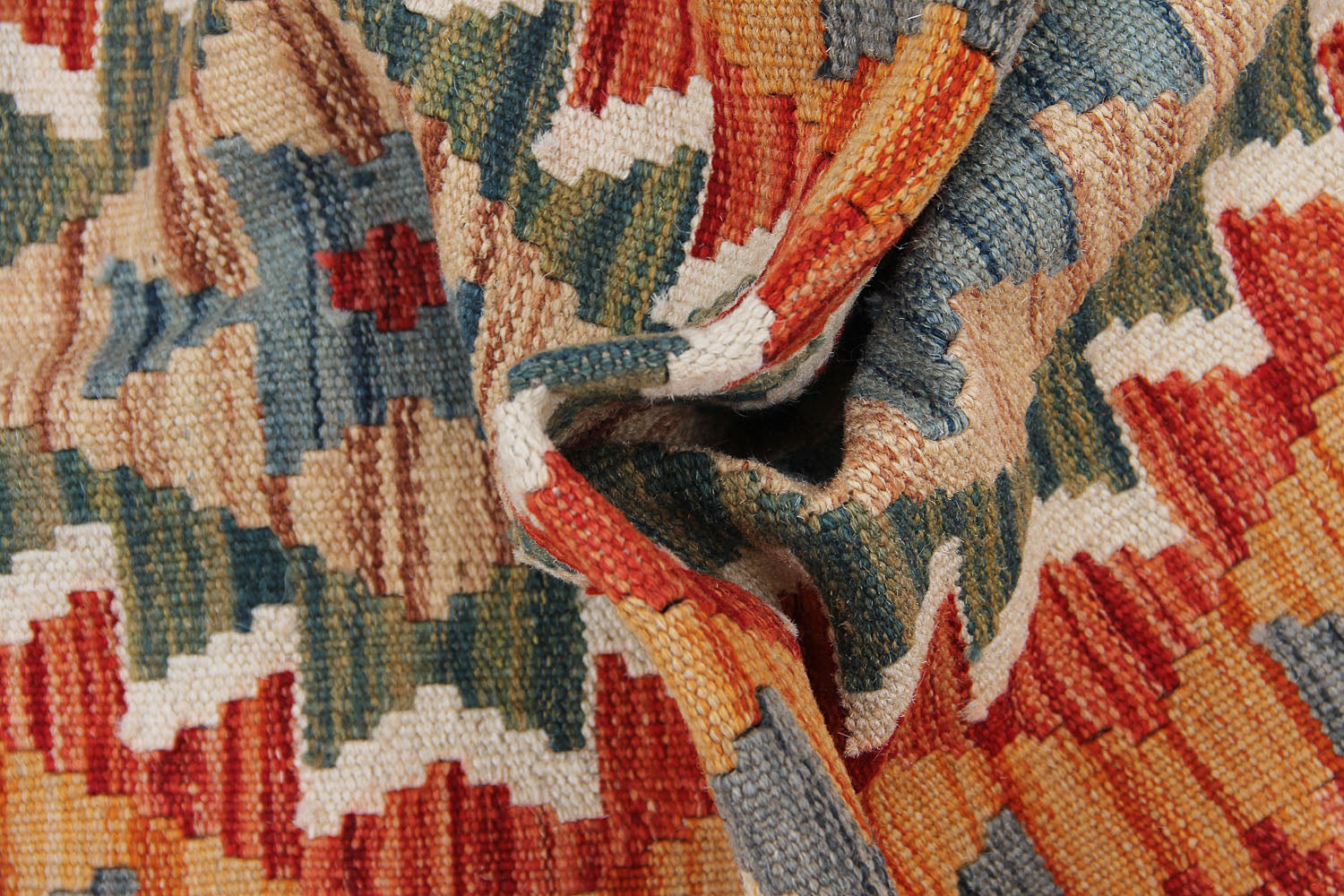 VEGGIE DYE KILIMS
