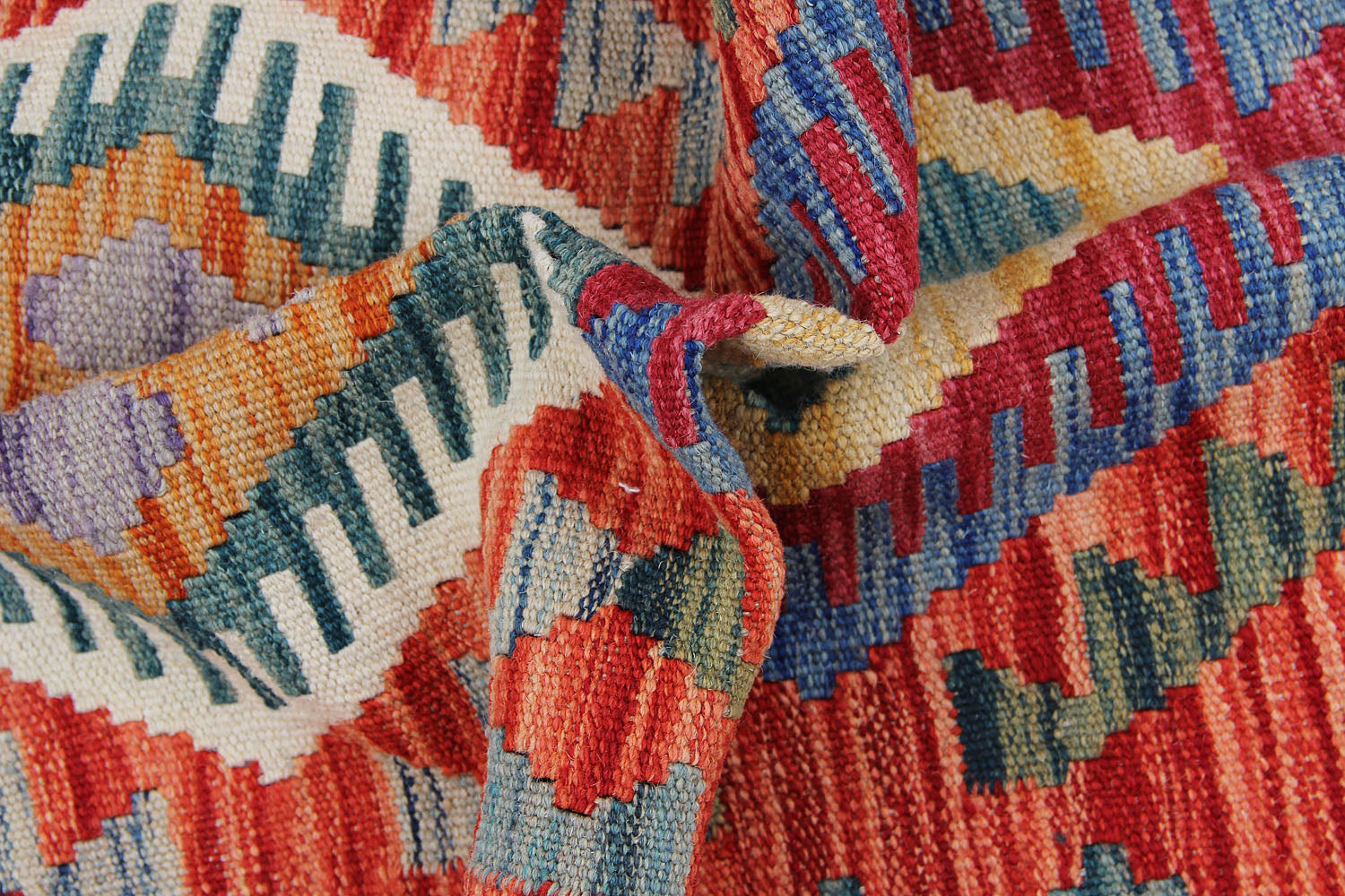 VEGGIE DYE KILIMS