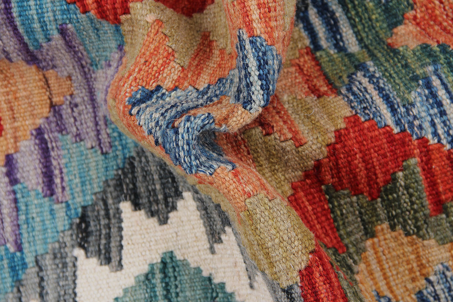 VEGGIE DYE KILIMS