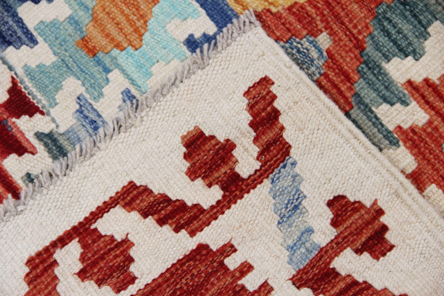 VEGGIE DYE KILIMS