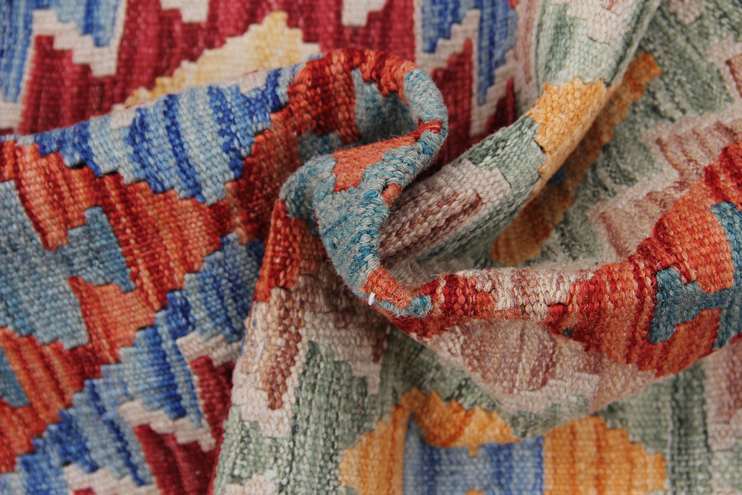 Handmade Veggie Dye Kilim Rug