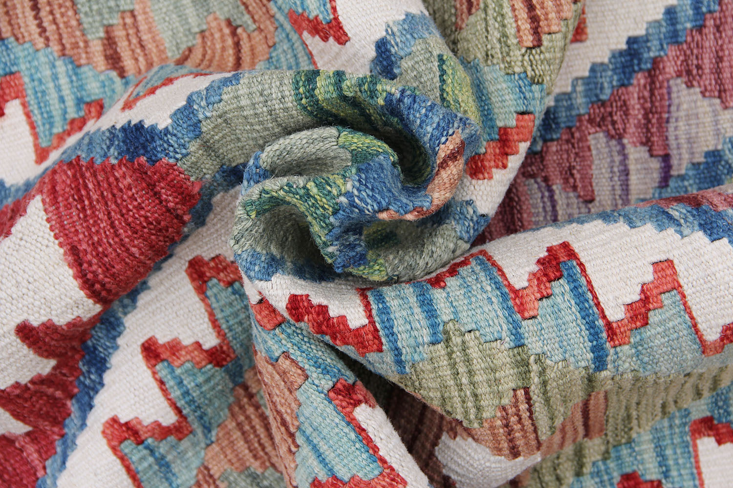 Handmade Veggie Dye Kilim Rug