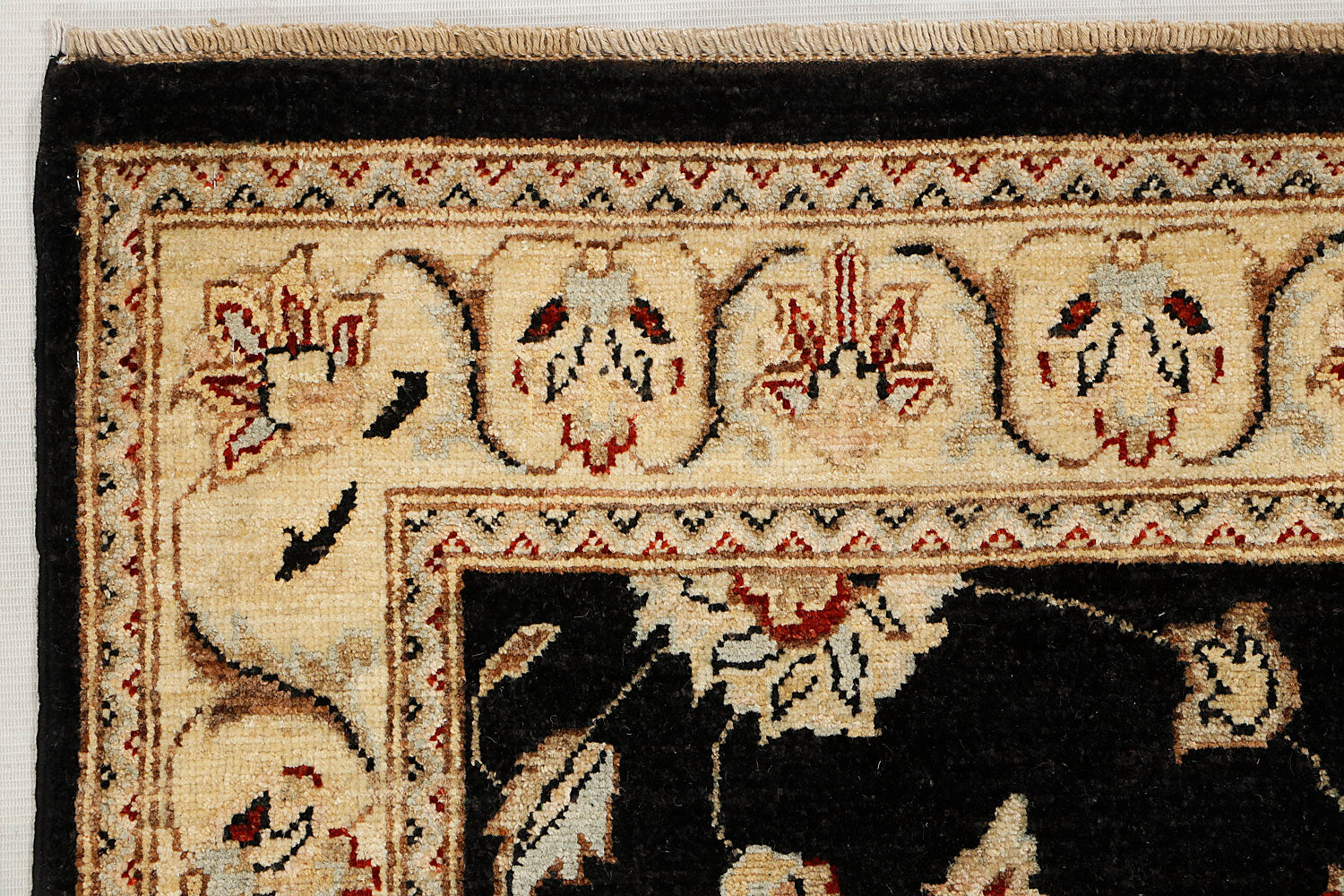 Ziegler Persian Hand Knotted Wool Rug Black 4' x 6'