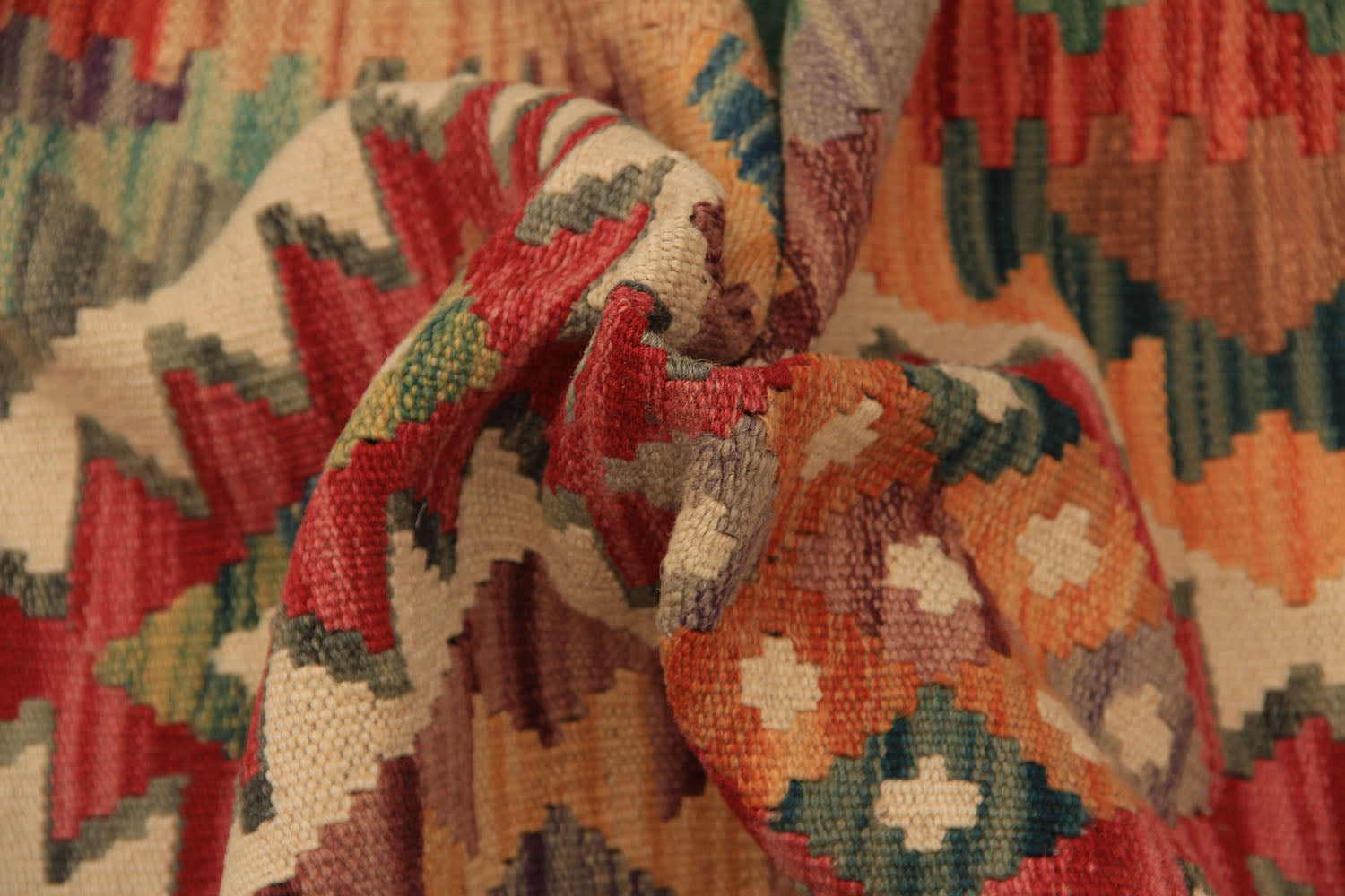 VEGGIE DYE KILIMS