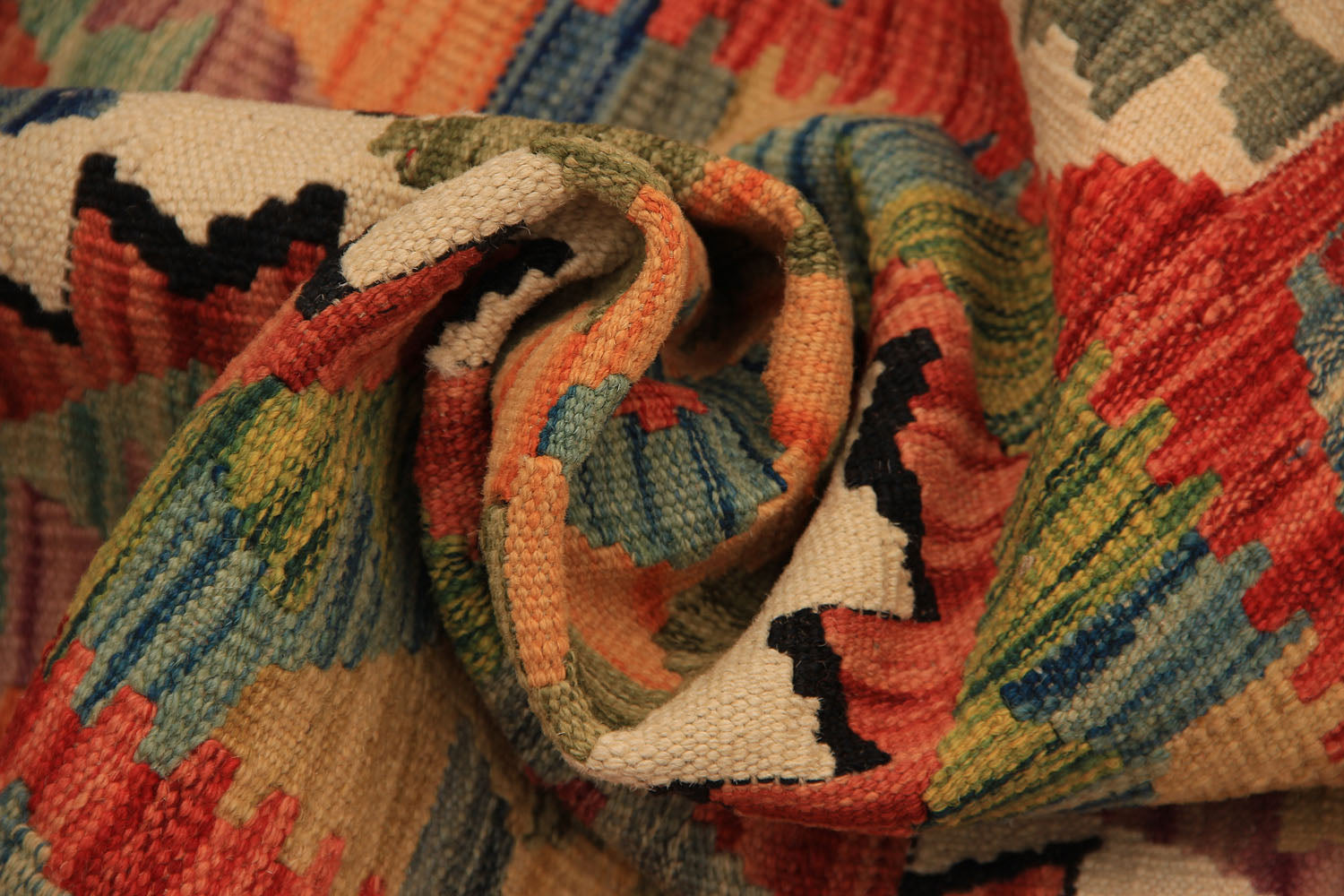 VEGGIE DYE KILIMS