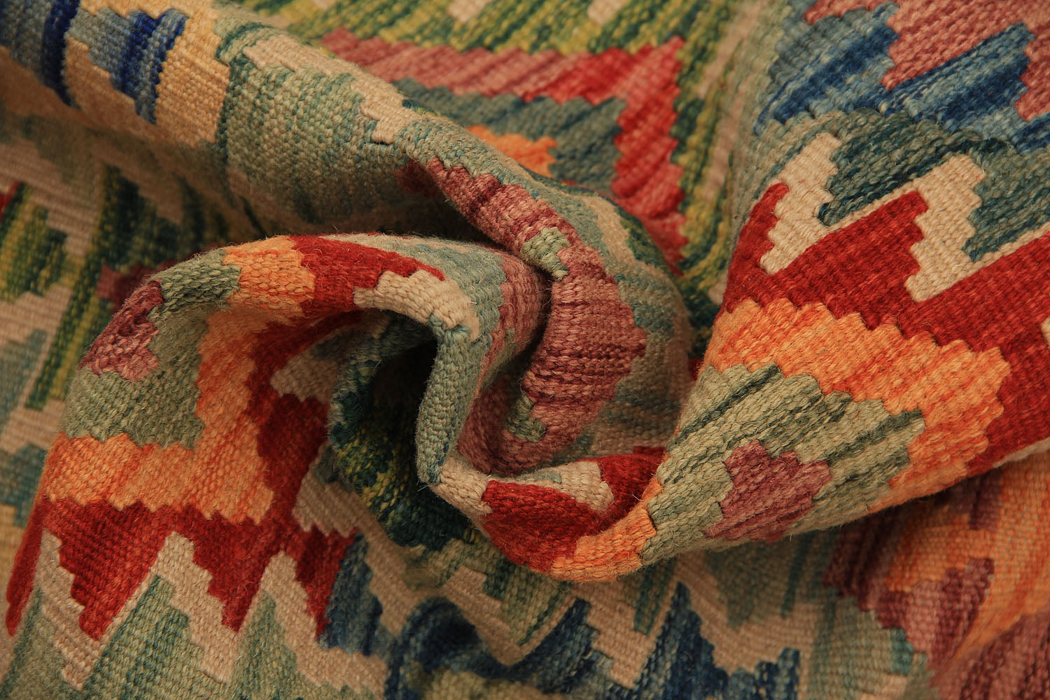 VEGGIE DYE KILIMS