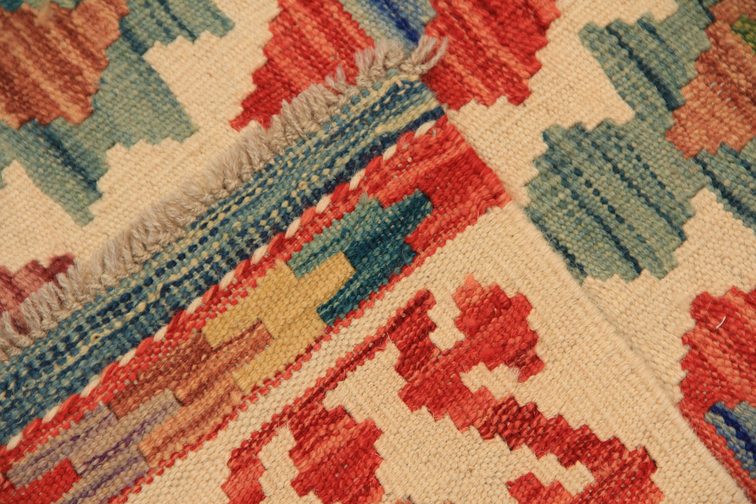 VEGGIE DYE KILIMS