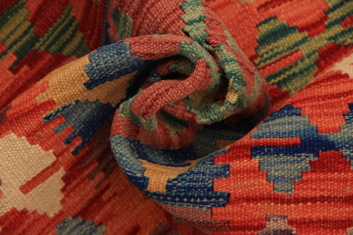 VEGGIE DYE KILIMS